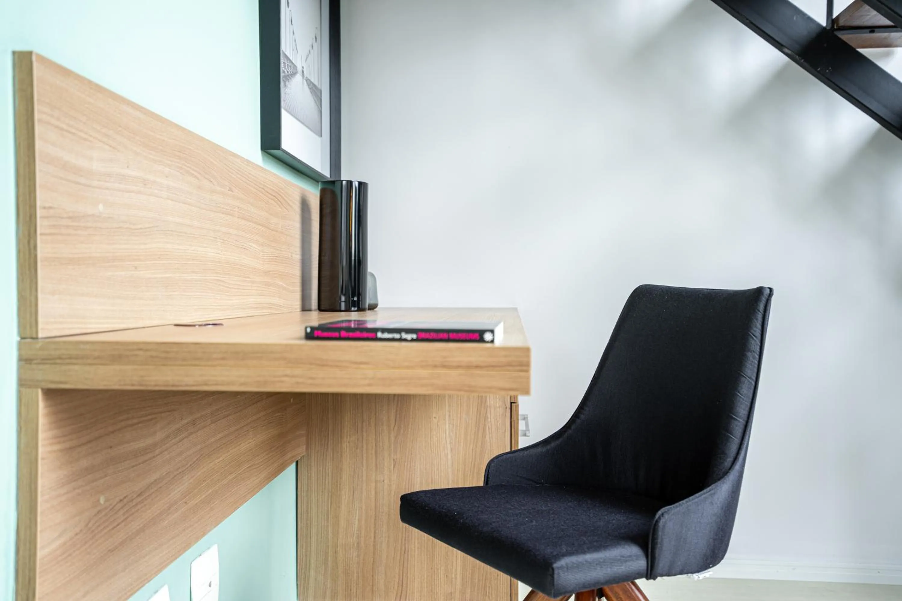 Area and facilities in Charlie NYC Berrini