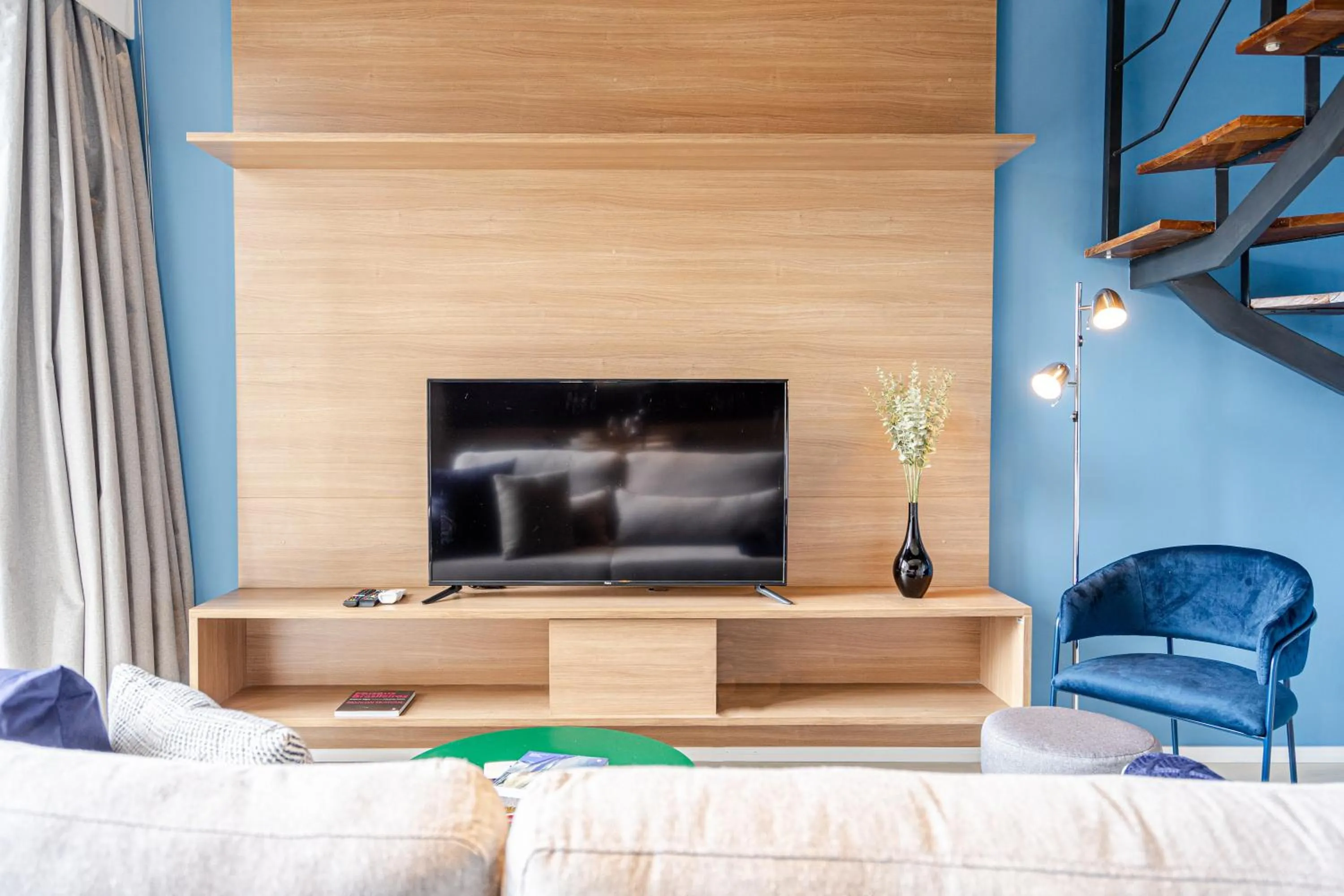 Day in Charlie NYC Berrini