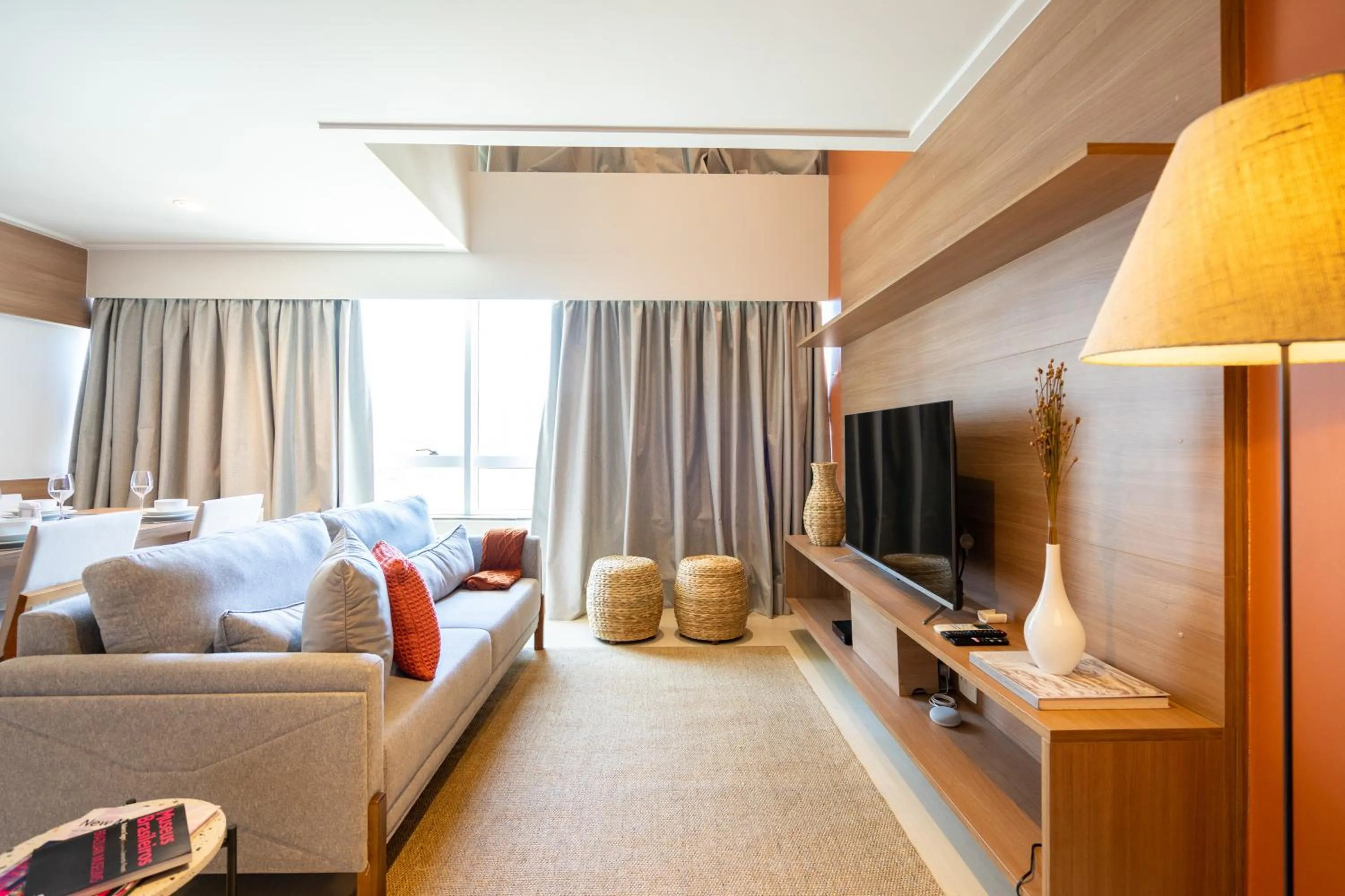 Day, Bed in Charlie NYC Berrini