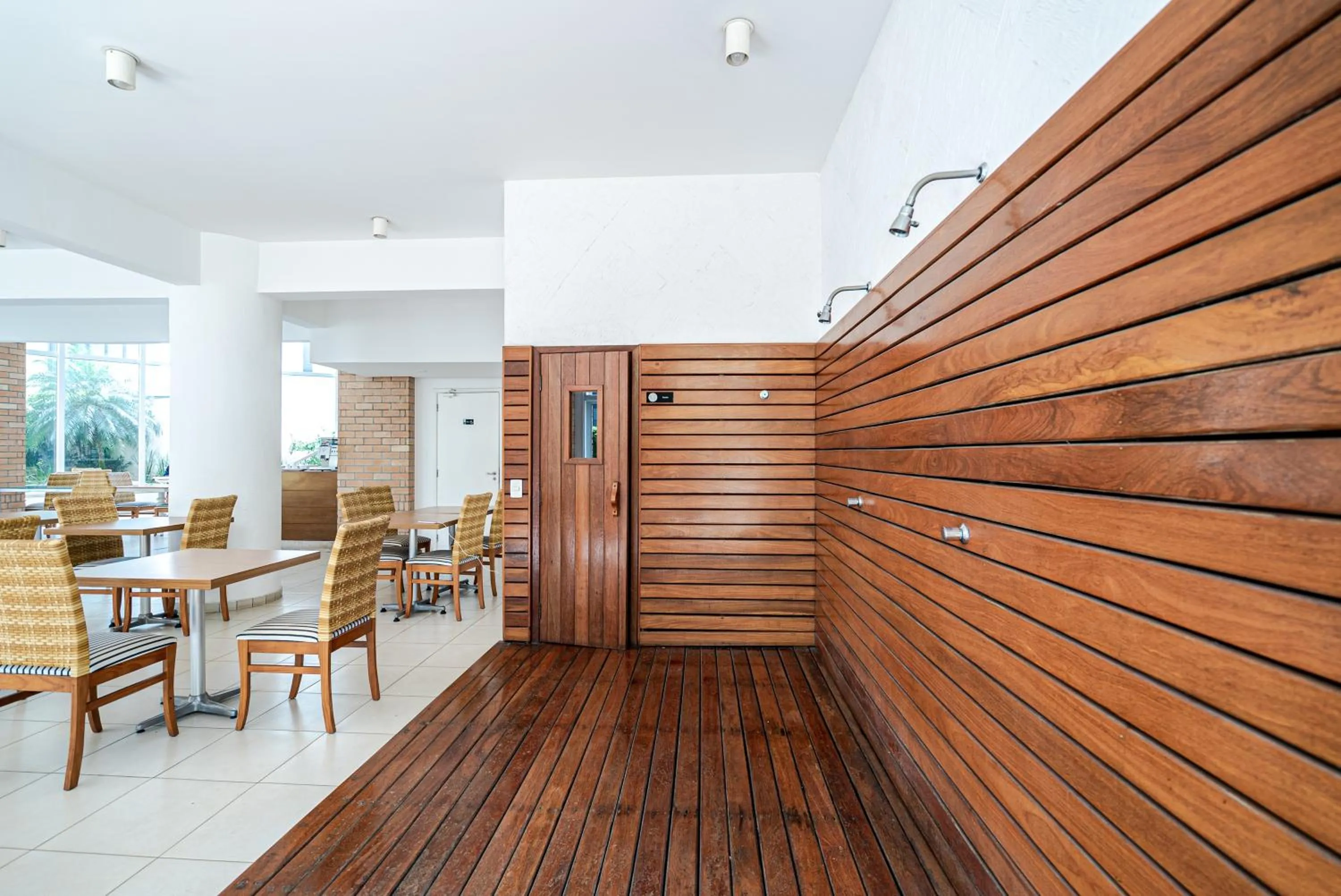 Day in Charlie NYC Berrini