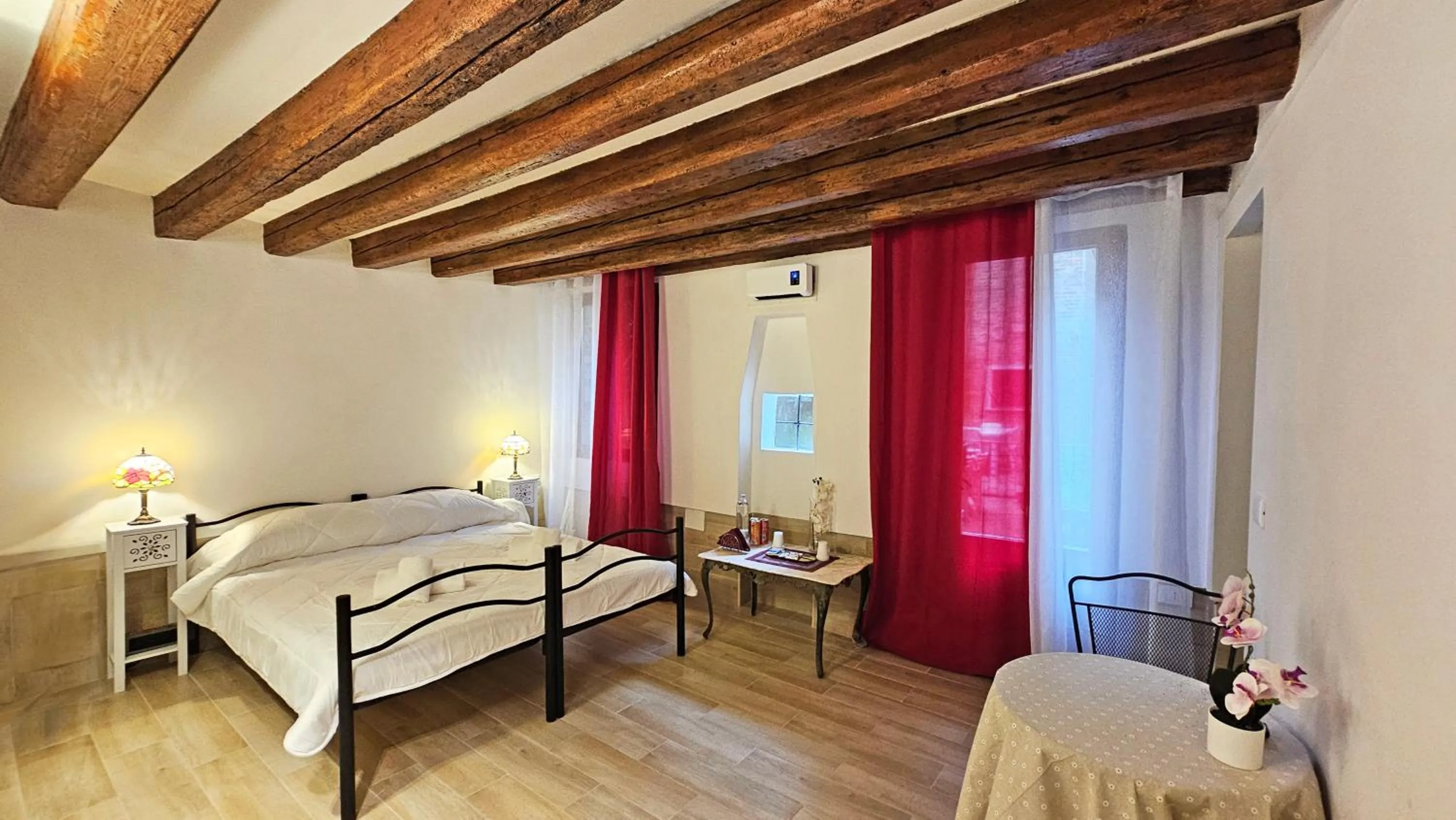 Bedroom, Bed in Hotel Messner