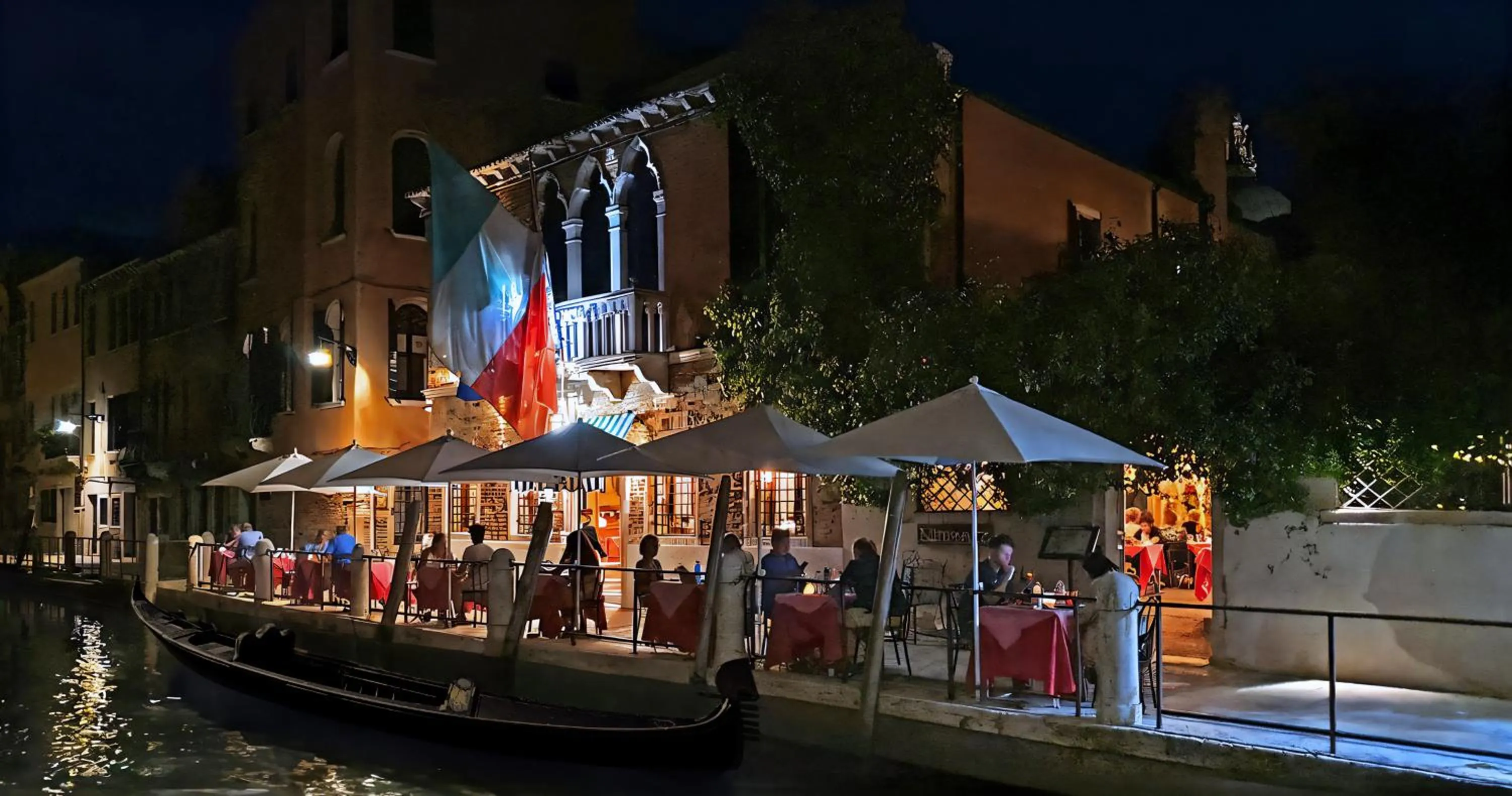 Facade/entrance in Hotel Messner