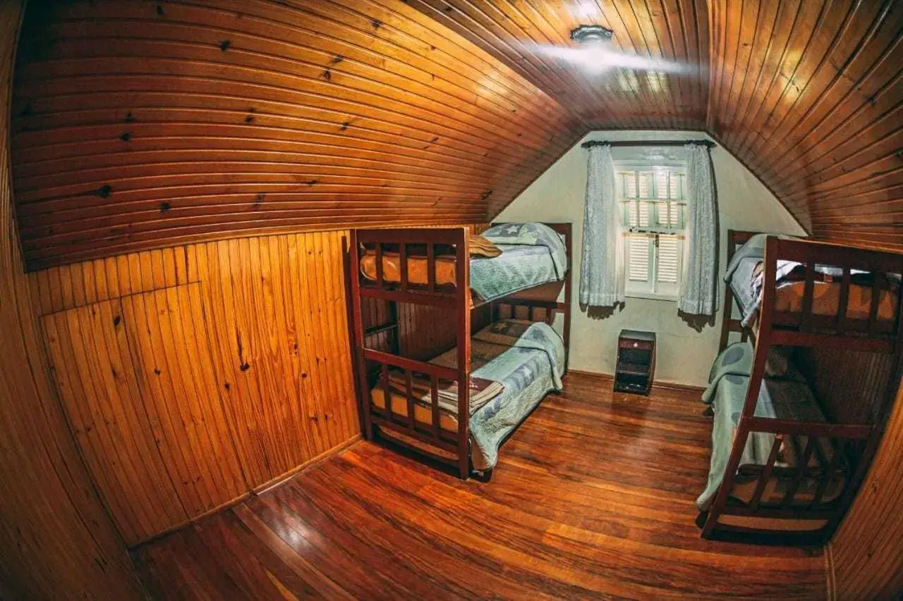 Two-Bedroom Chalet in Colônia SAA Two-Bedroom Chalet in Colônia SAA