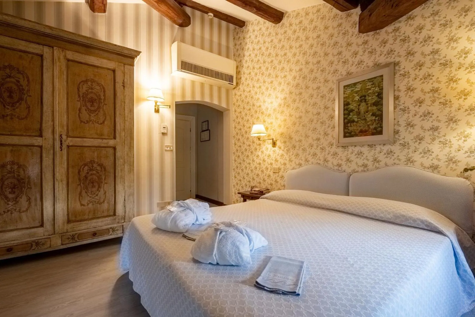 Bedroom, Bed in Hotel La Meridiana