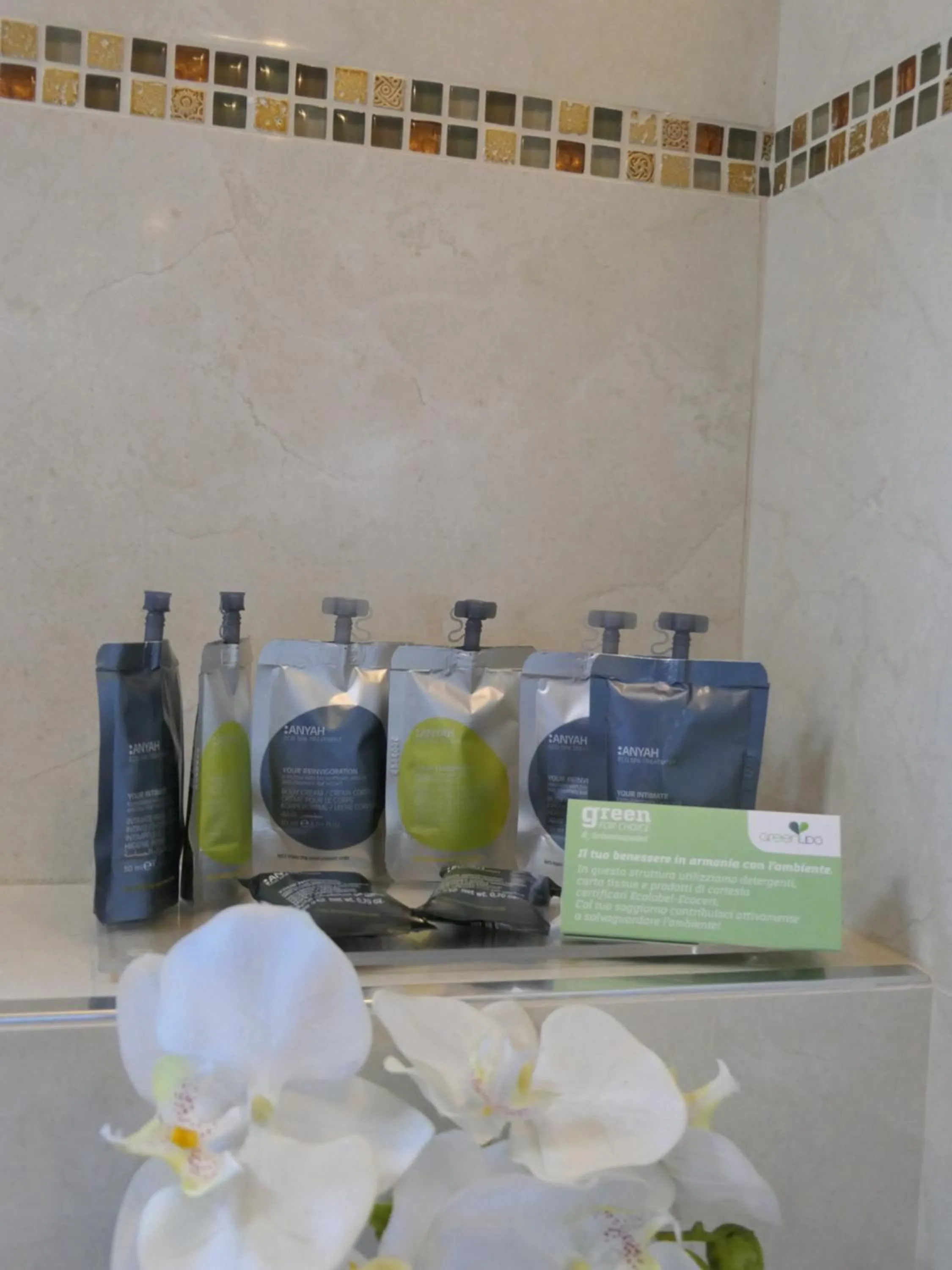 Bathroom in Hotel La Meridiana