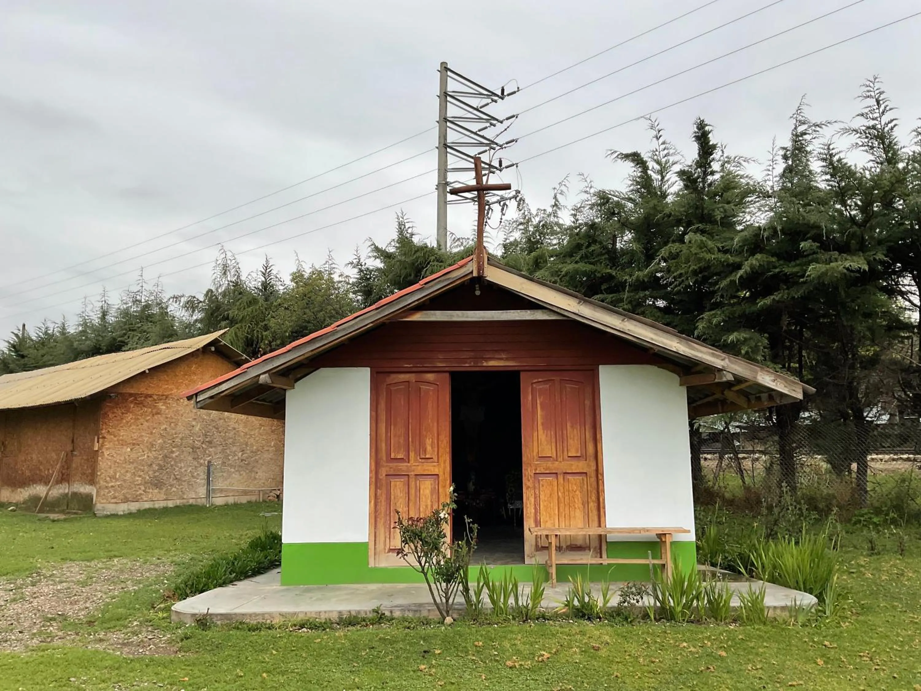 Property building in RESORT ALAPA