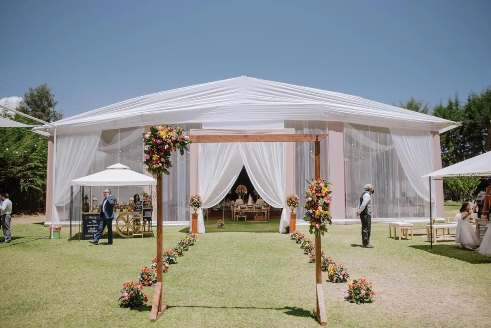 Garden in RESORT ALAPA