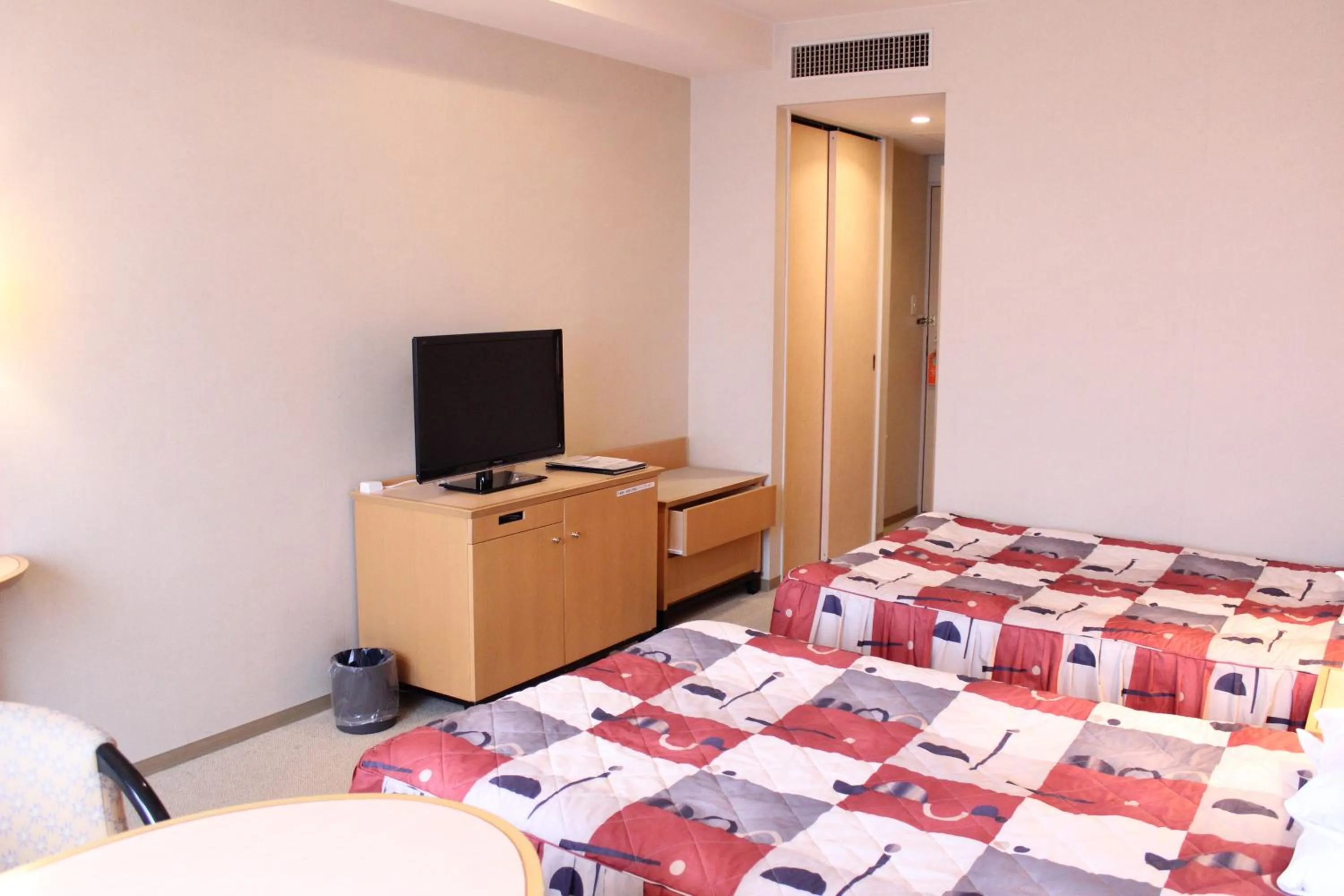 Photo of the whole room, Bed in Grand Hotel Hakusan