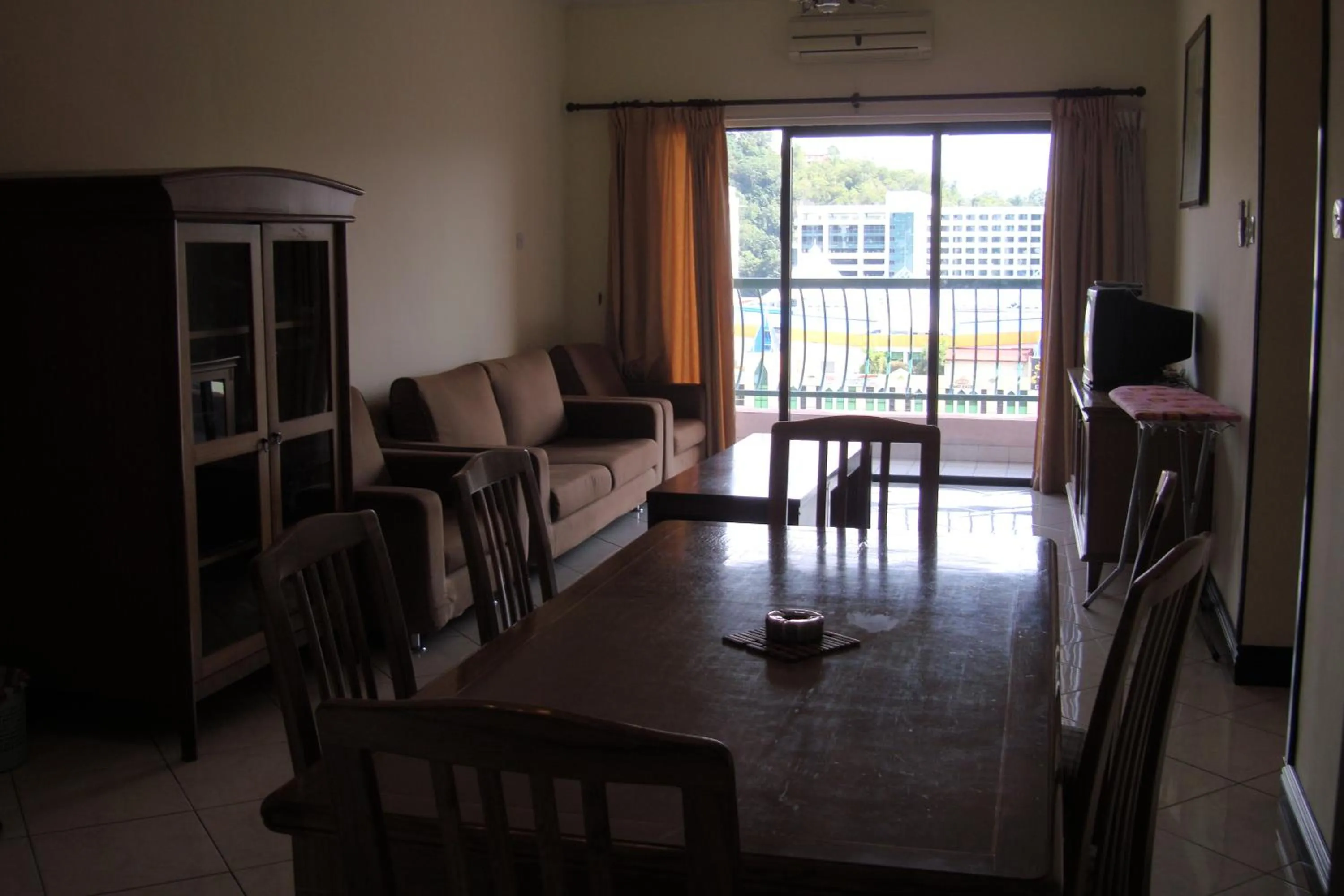 Living room in Dorcas Service Apartment - Marina Court