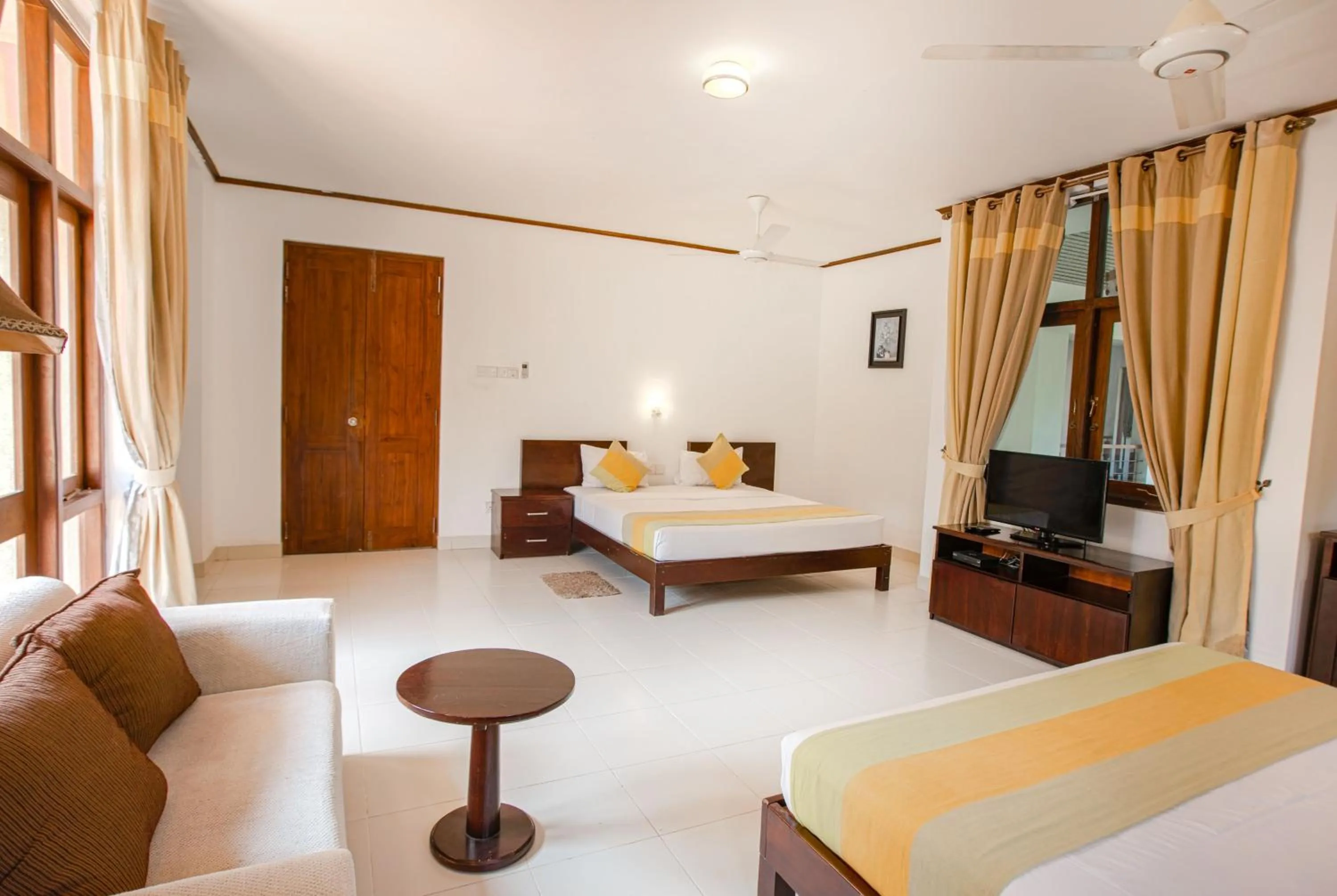 Bed in Lavendish Okrin Hotel