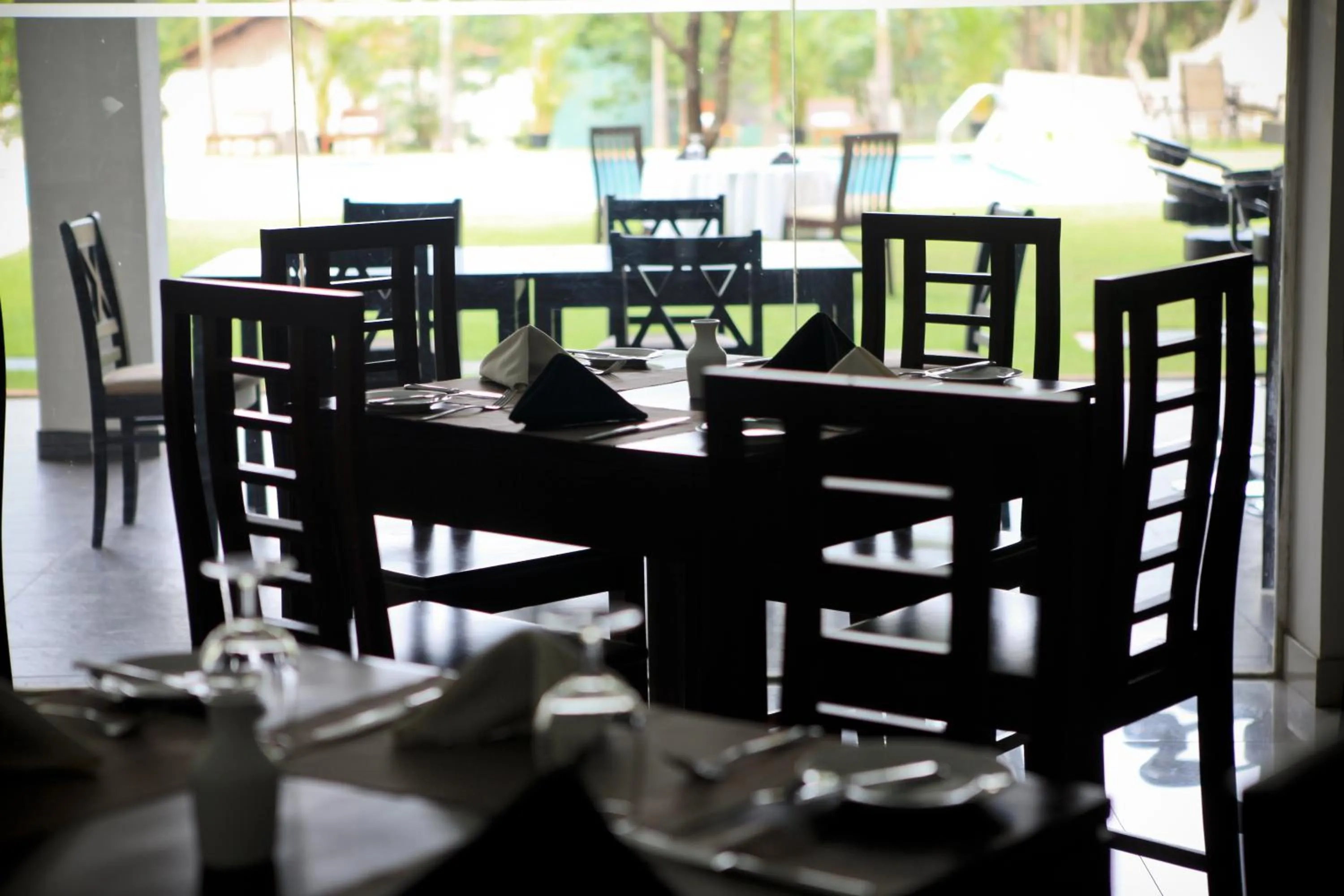 Restaurant/places to eat in Lavendish Okrin Hotel