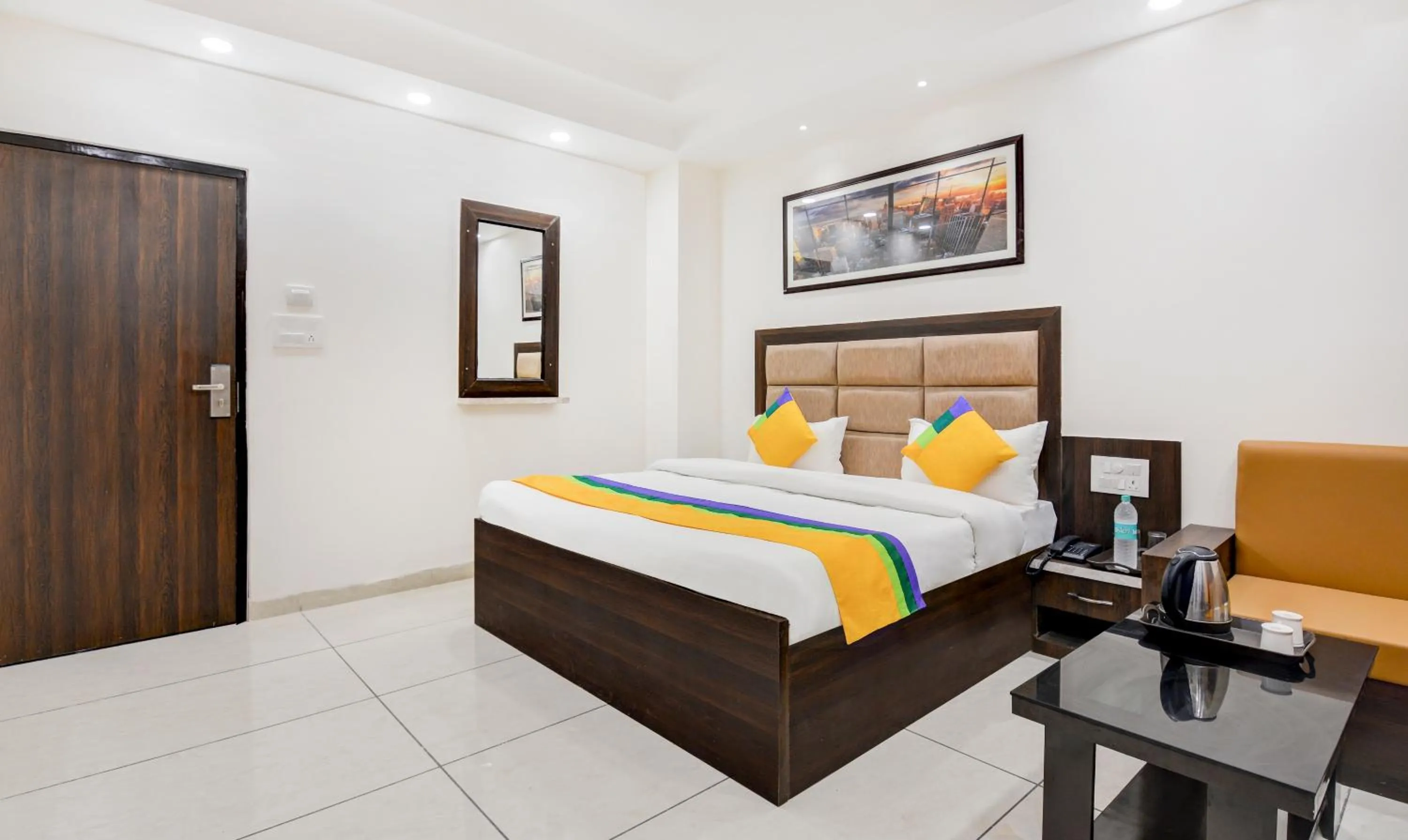 Bedroom, Bed in Itsy Hotels K K Residency Staywell