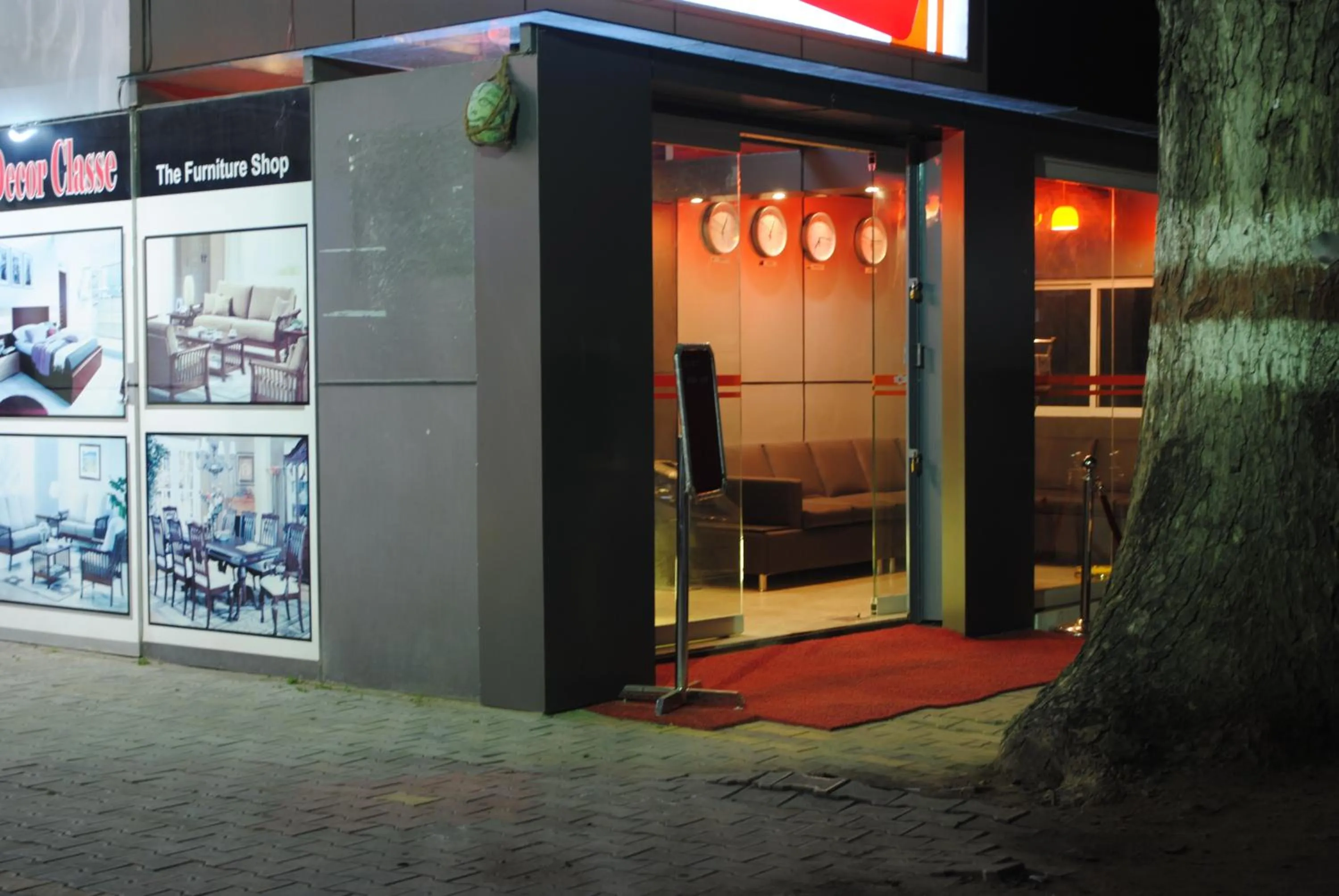 Facade/entrance in Aishwarya Suites