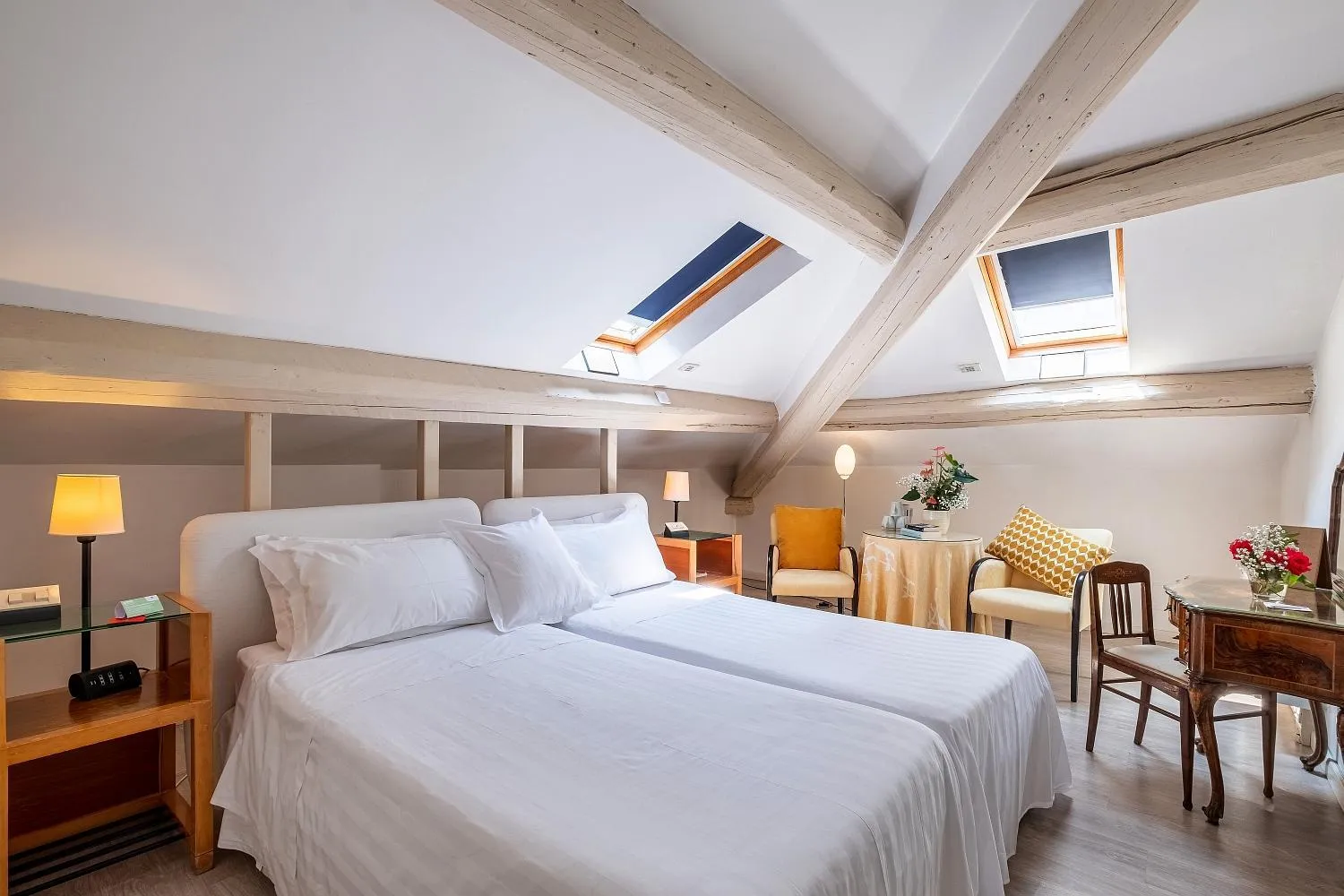 Bed in Hotel Villa Mabapa