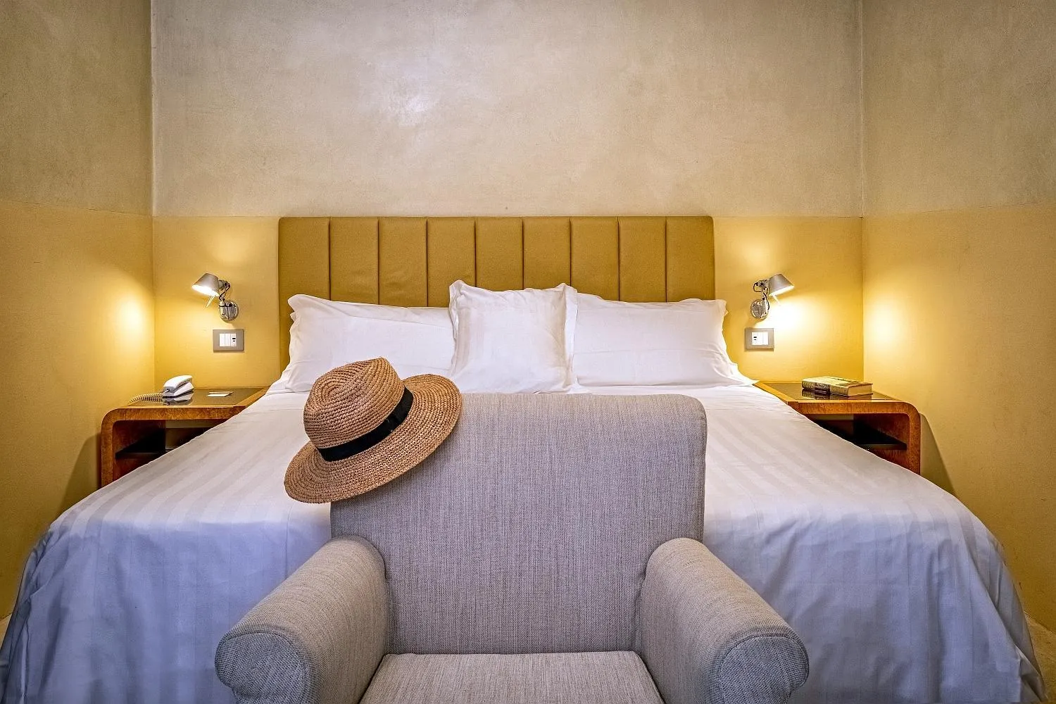 Bed in Hotel Villa Mabapa