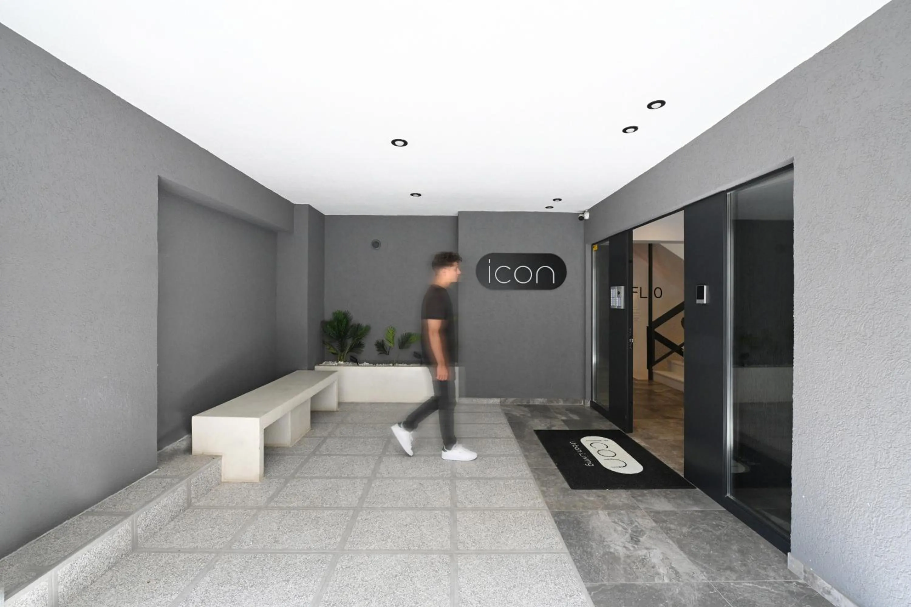 Facade/entrance in ICON Urban Living