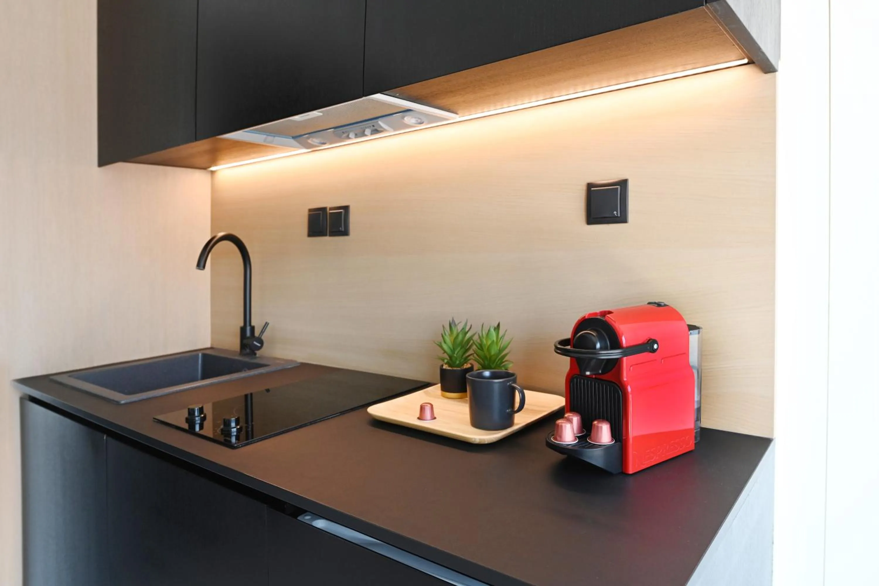 Coffee/tea facilities in ICON Urban Living