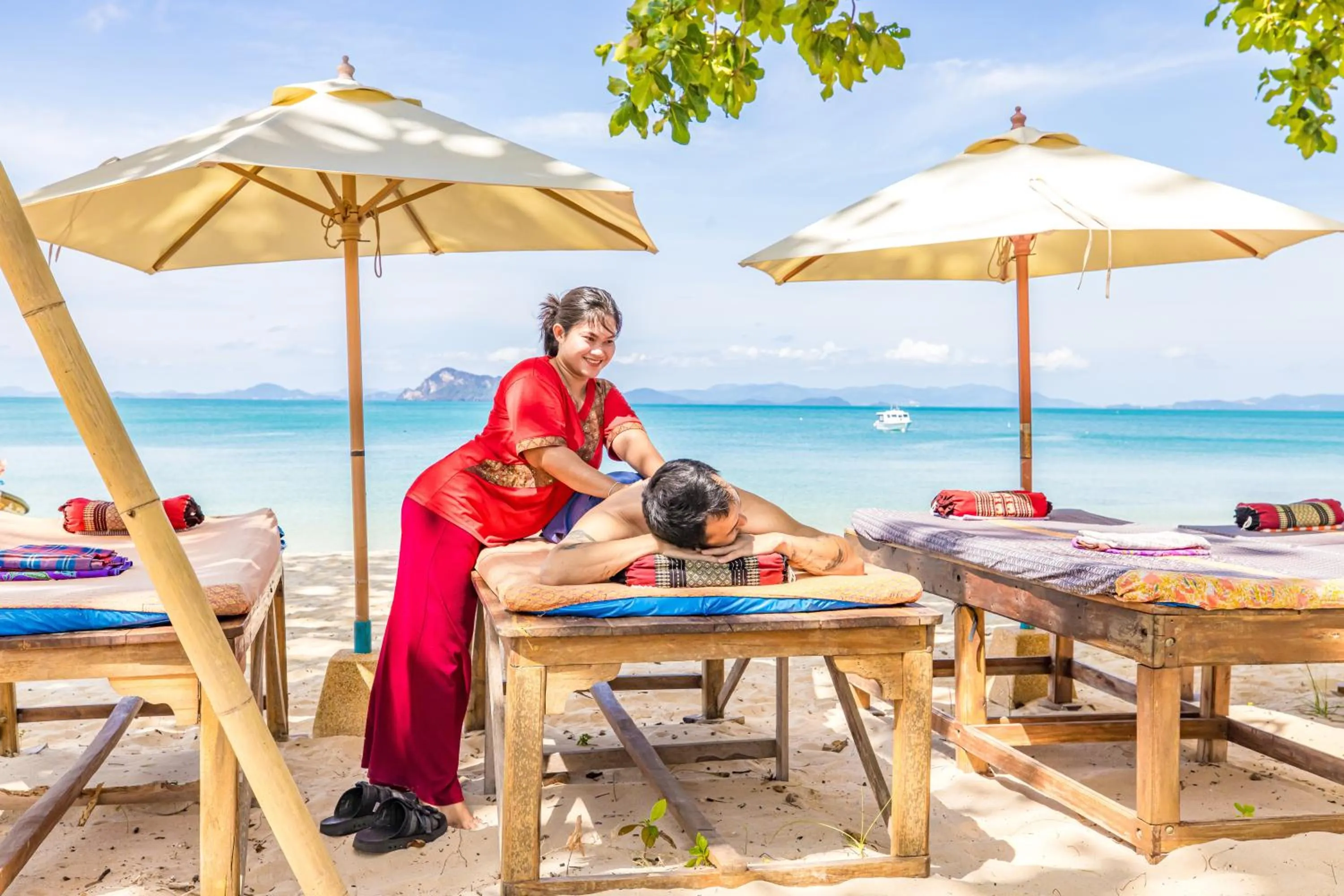 Day in Royal Yao Yai Island Beach Resort