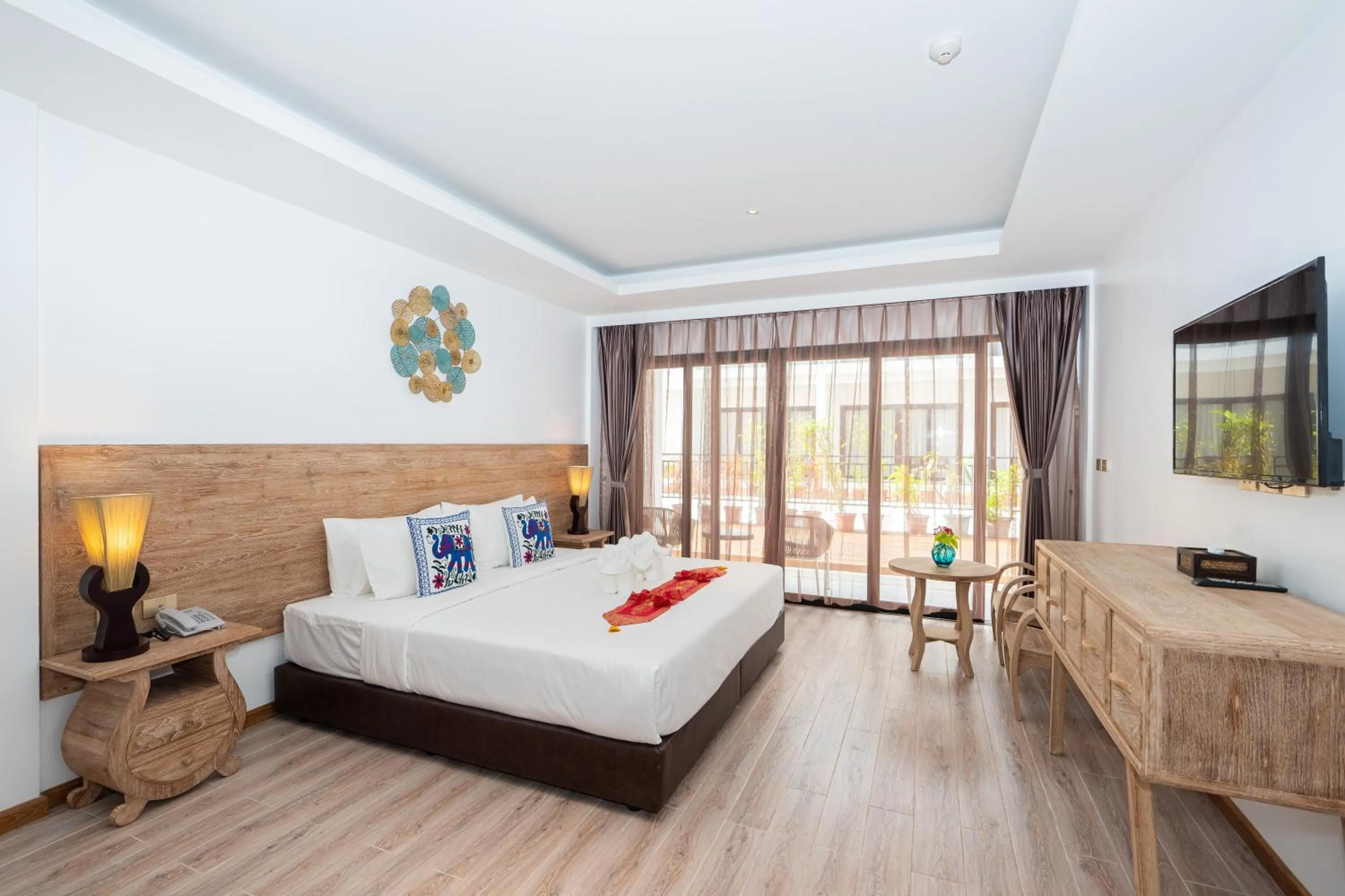 Bedroom, Bed in Royal Yao Yai Island Beach Resort