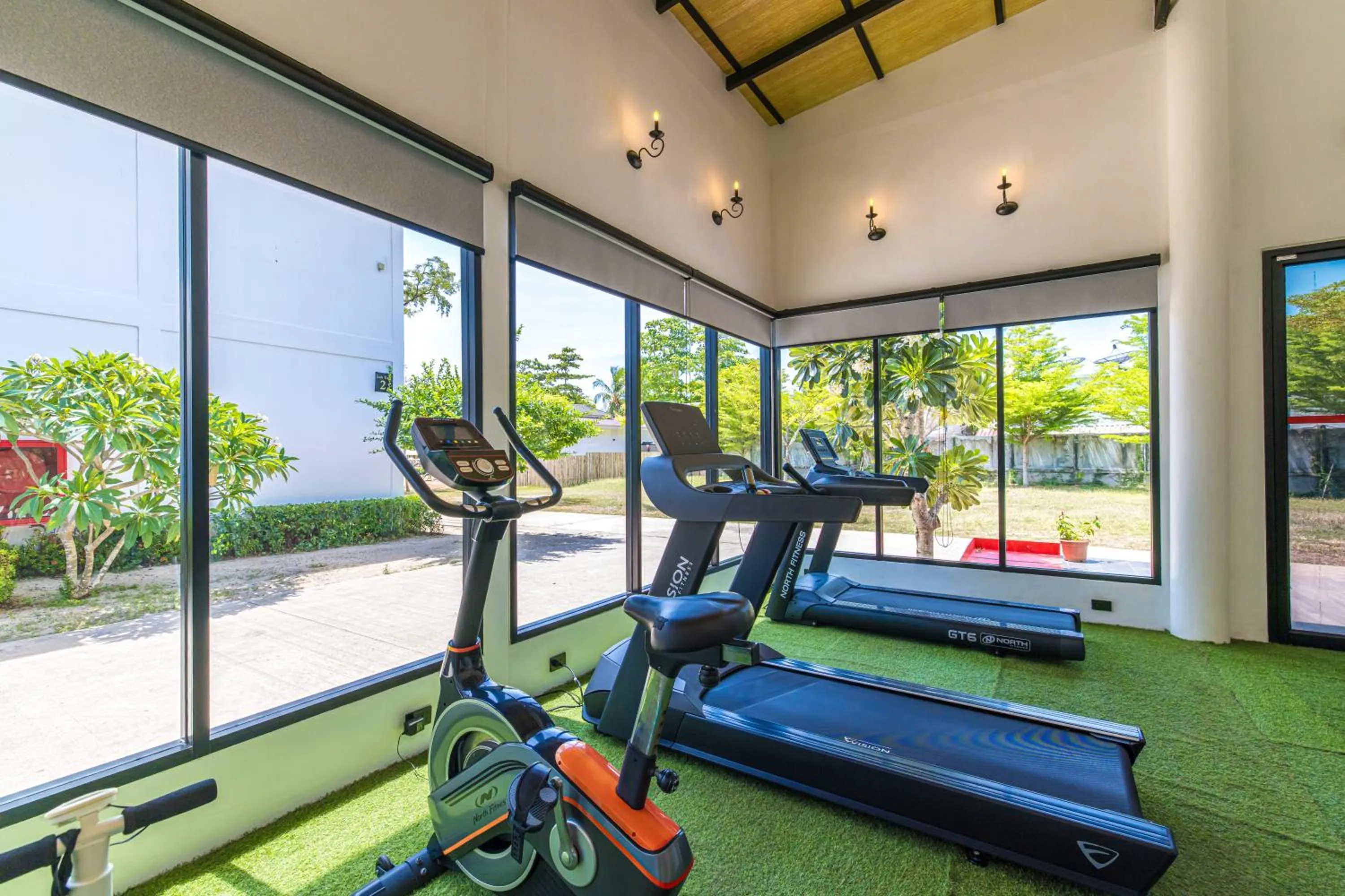 Fitness centre/facilities in Royal Yao Yai Island Beach Resort