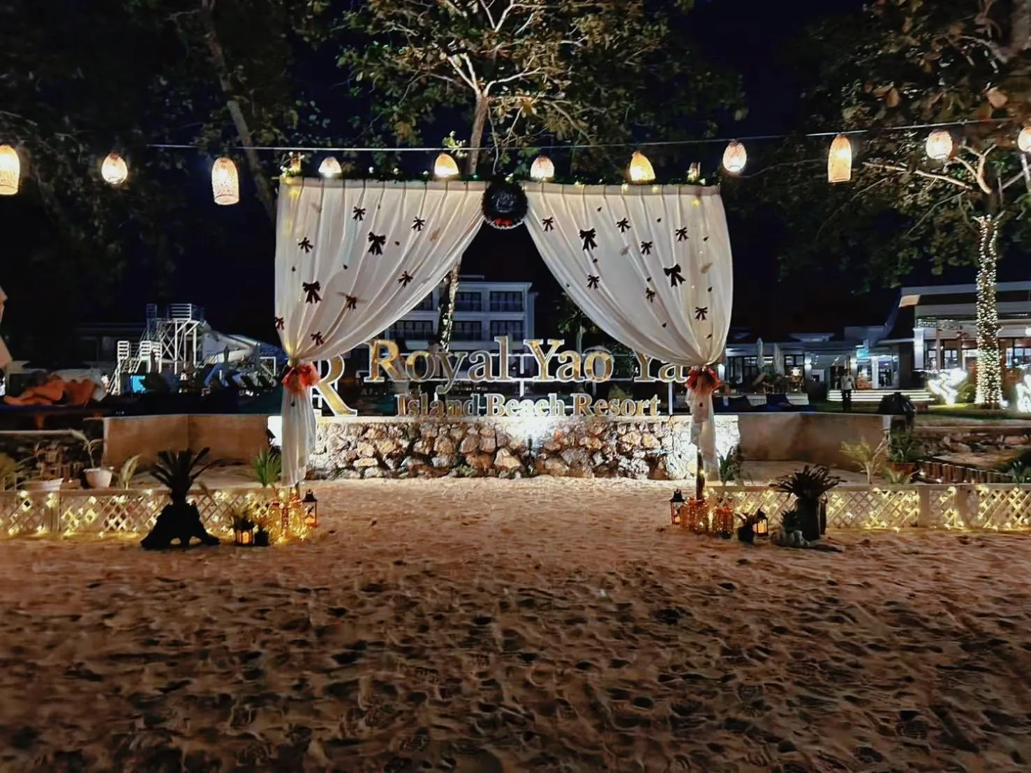 Property building in Royal Yao Yai Island Beach Resort