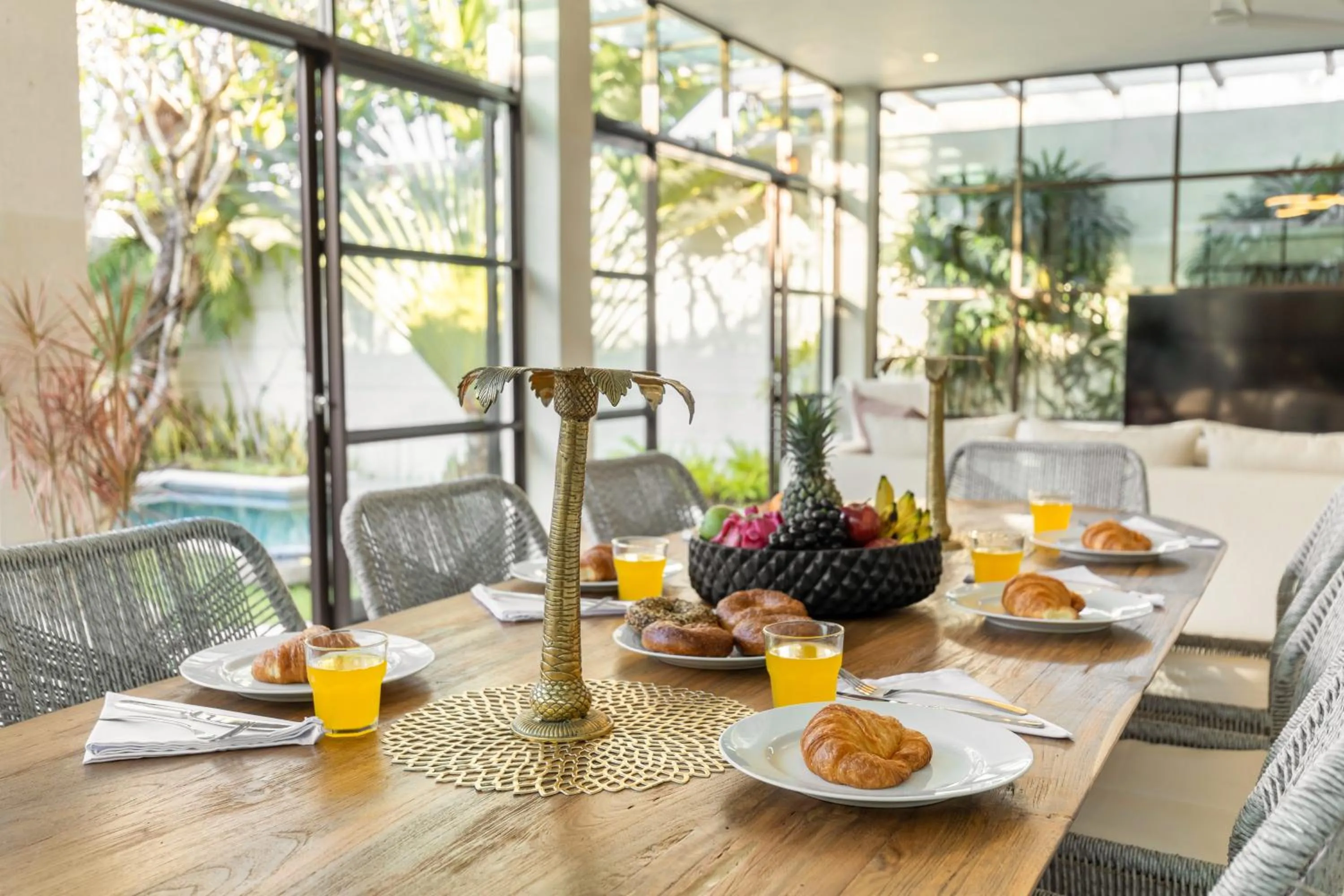 Dining area in Villa Lumut 3 Bedrooms Central Seminyak