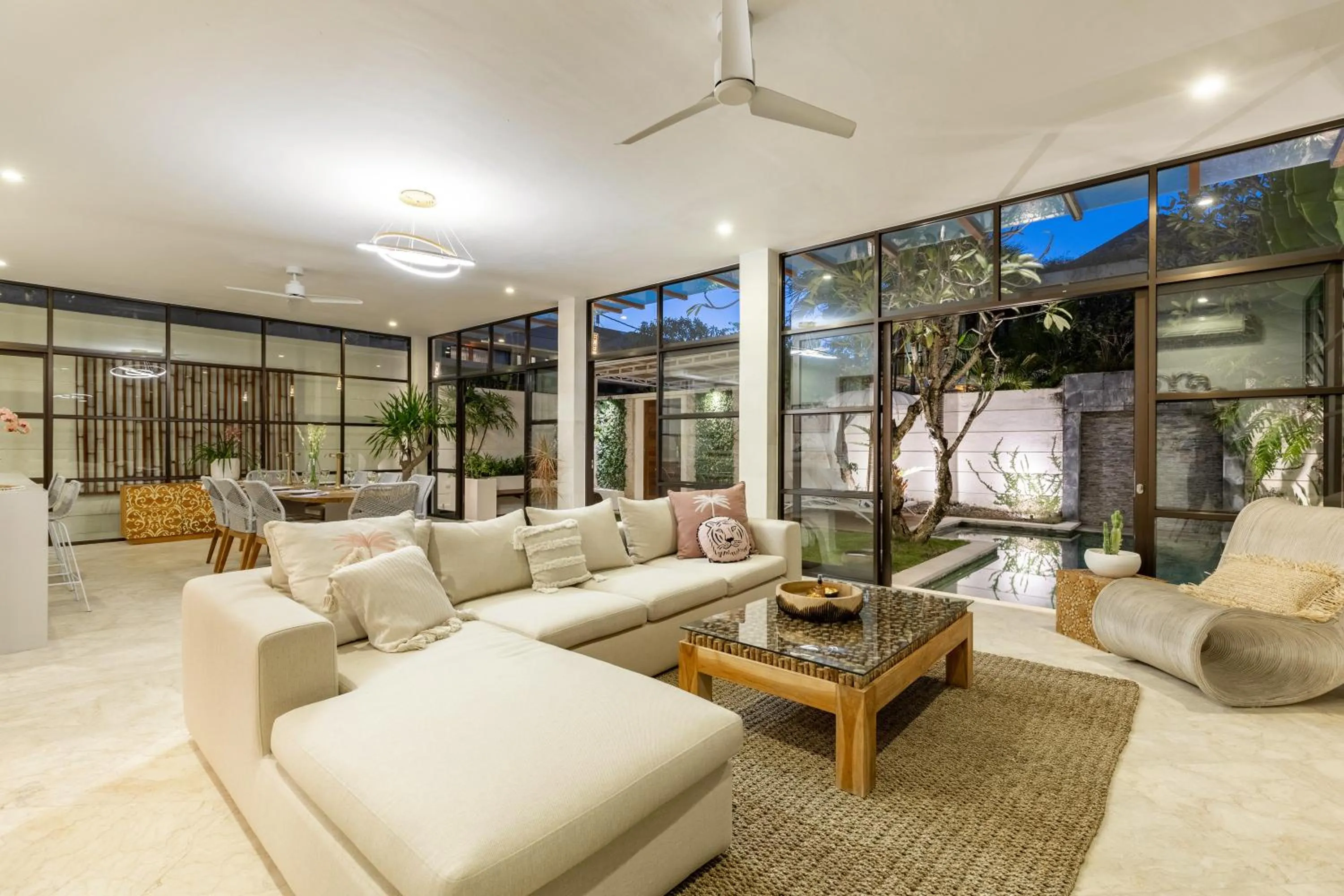 Living room in Villa Lumut 3 Bedrooms Central Seminyak