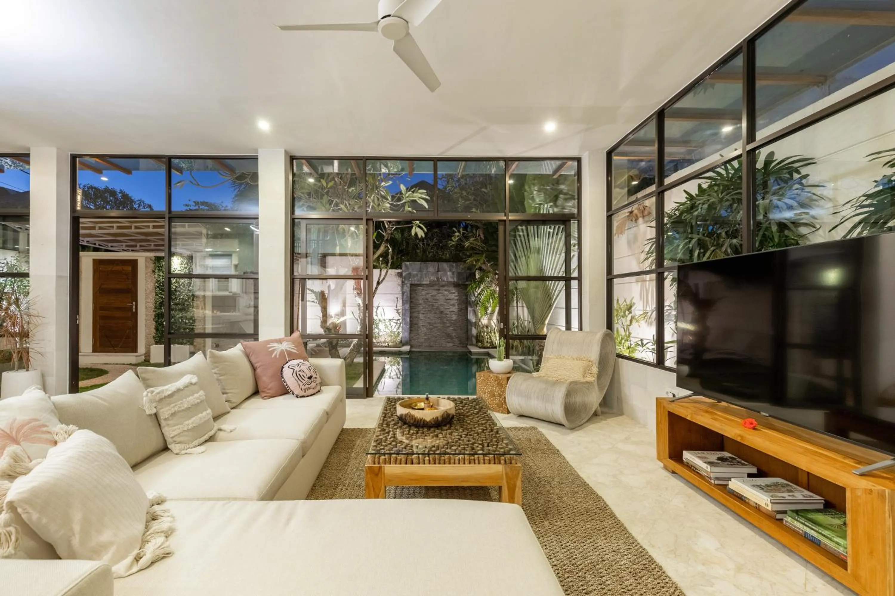 Living room in Villa Lumut 3 Bedrooms Central Seminyak