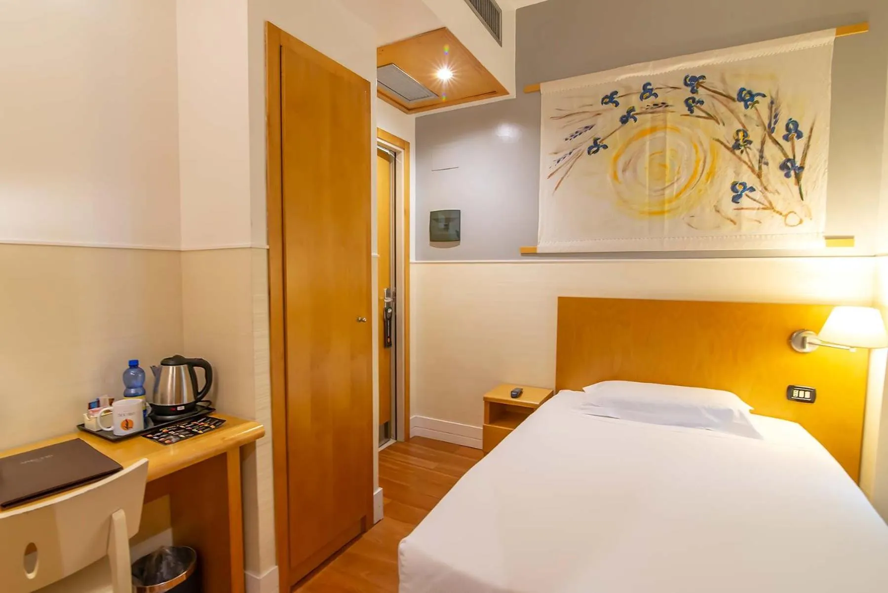 Bed in Hotel Aphrodite