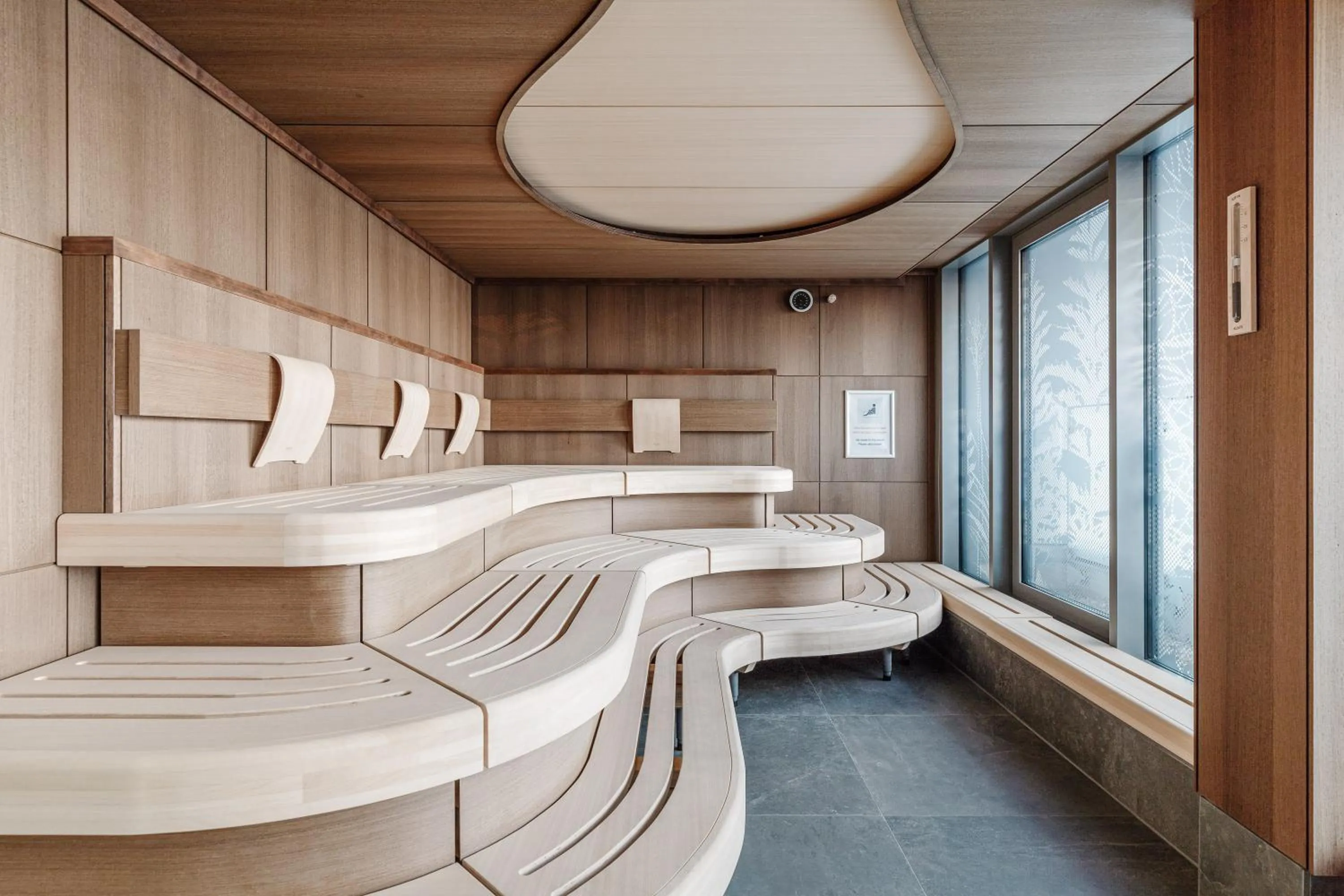 Sauna in Brucklyn Suites