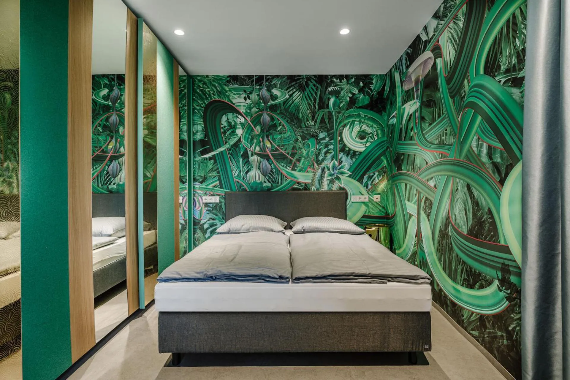 Bed in Brucklyn Suites