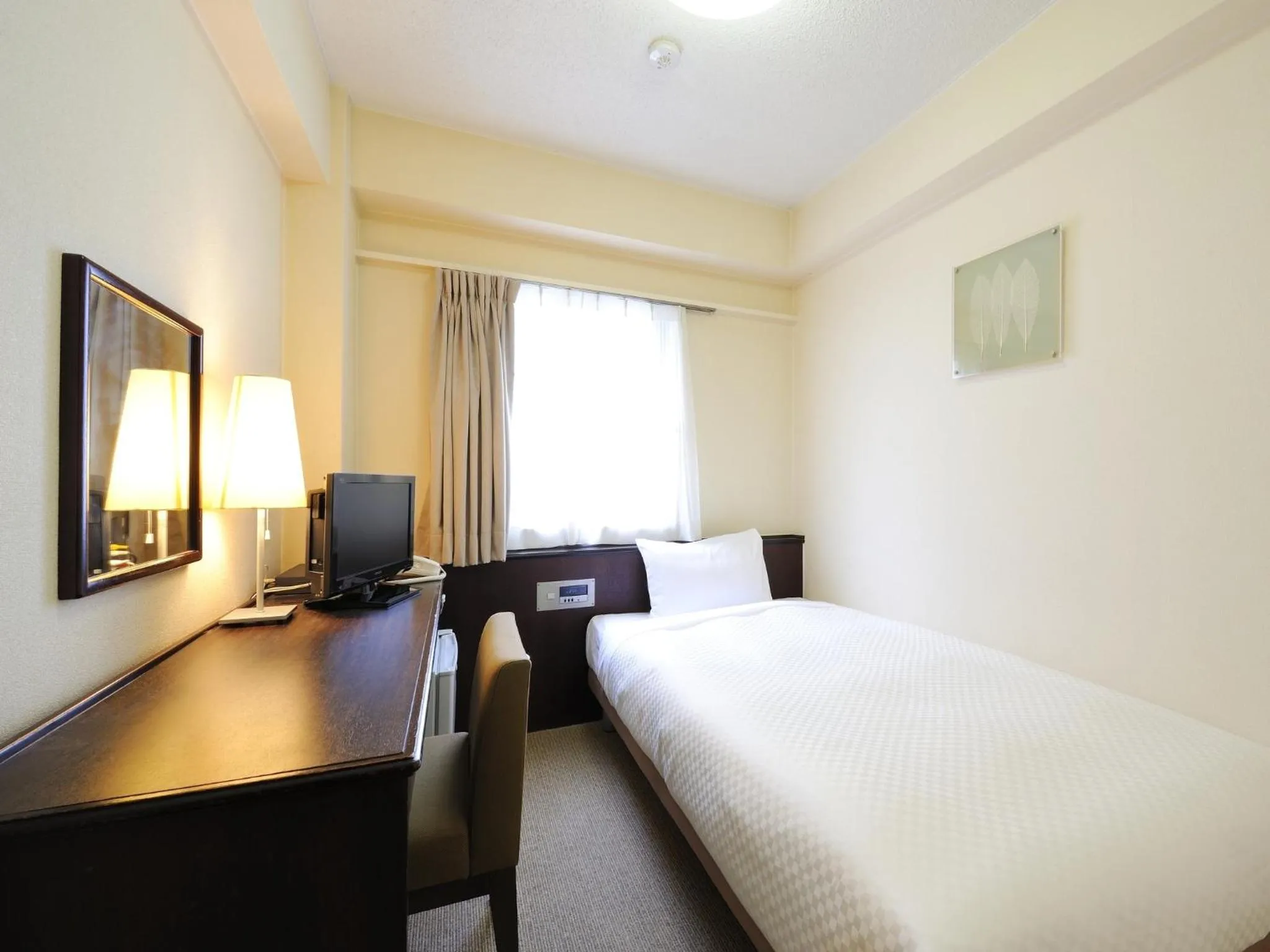 Photo of the whole room in Sendai Business Hotel Ekimae