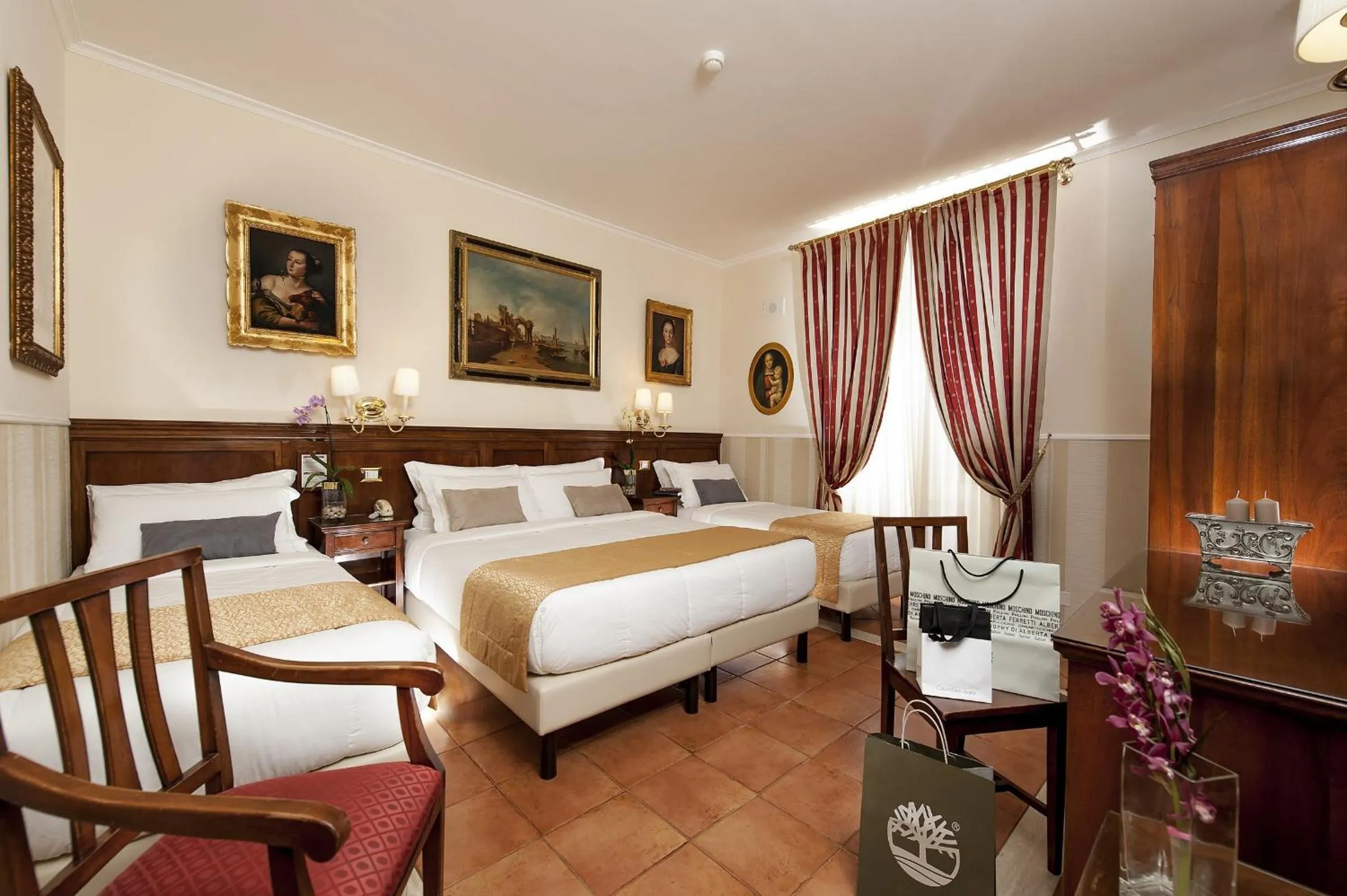 Bedroom, Bed in Hotel Des Artistes Roma