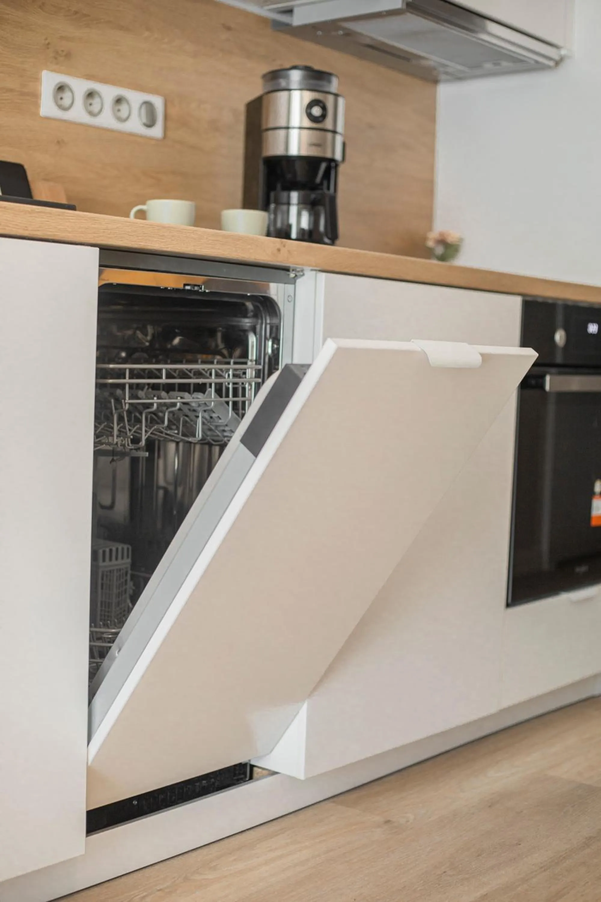 Coffee/tea facilities in K46 Residence