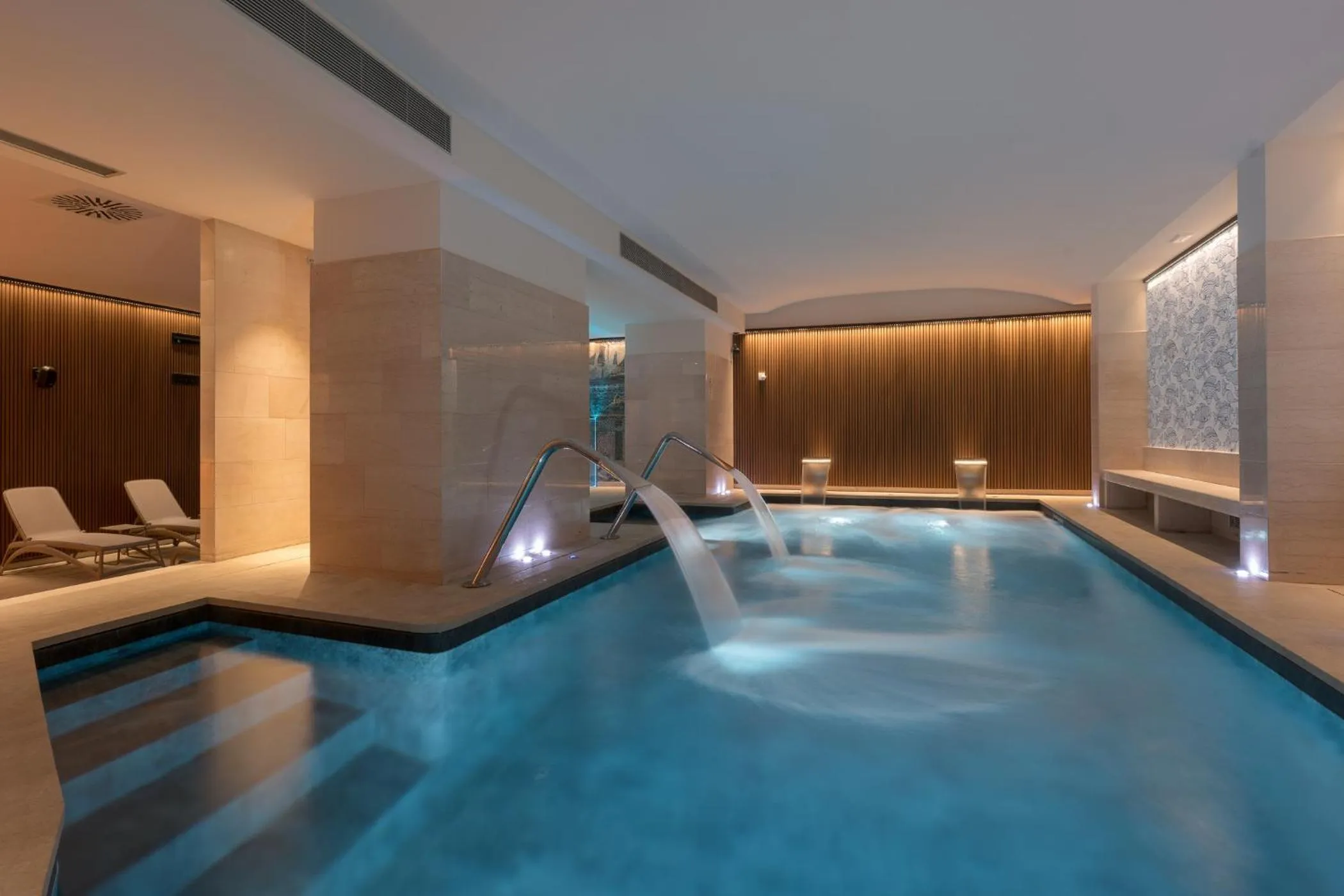 Hot Tub in Sangallo Palace