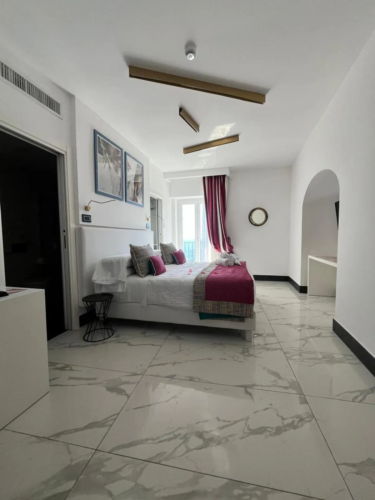 Bed in Positano Art Hotel Pasitea