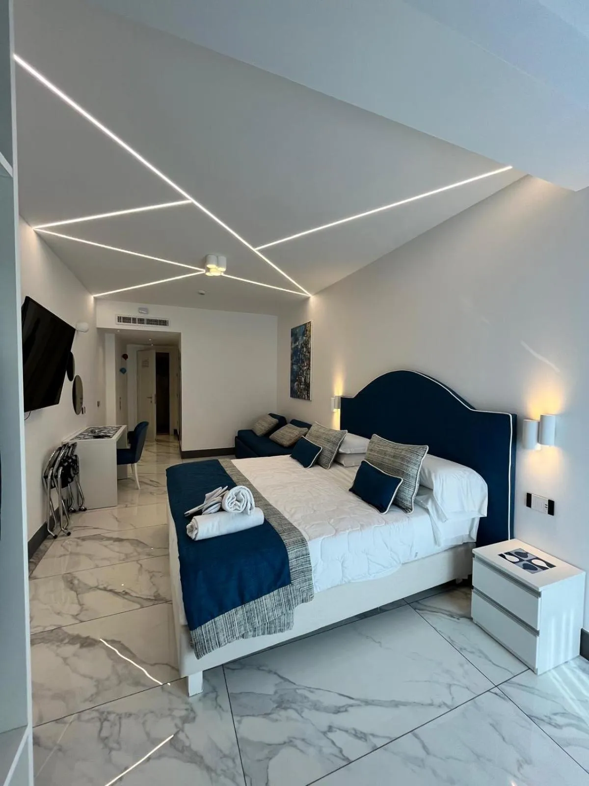 Bed in Positano Art Hotel Pasitea