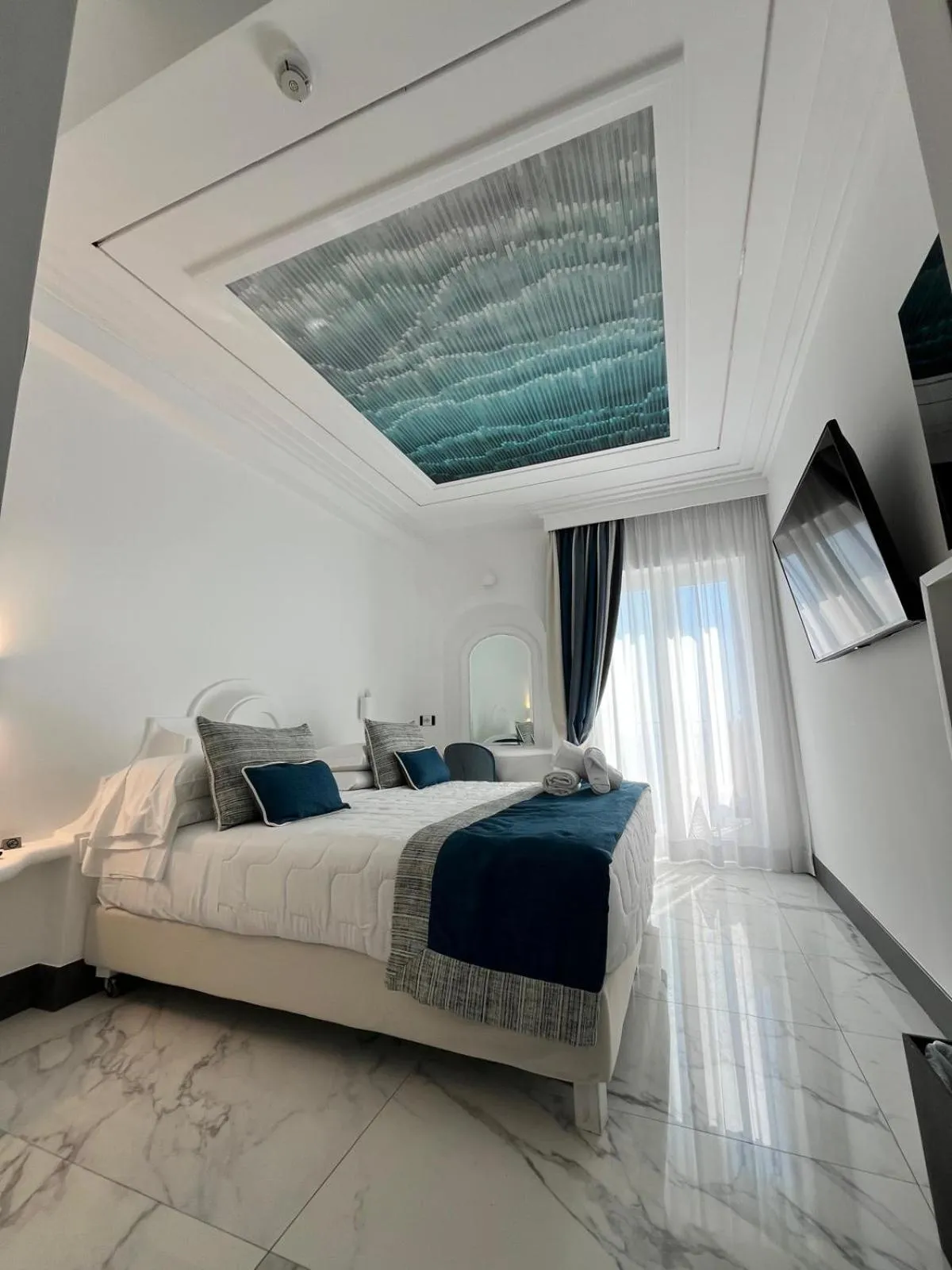 Bed in Positano Art Hotel Pasitea