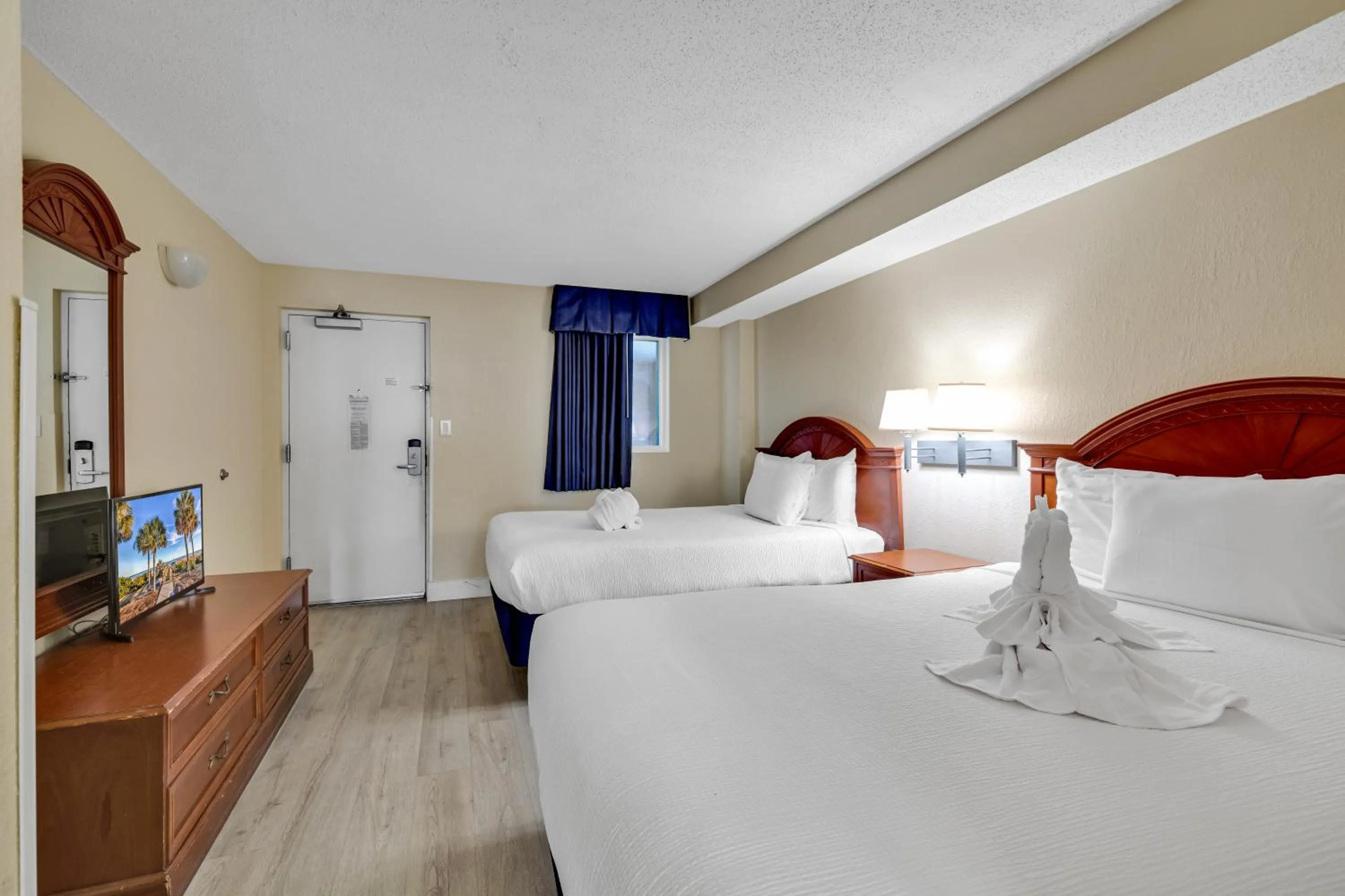 Bedroom, Bed in Oceanfront Boardwalk Condo w Private Balcony and Beach