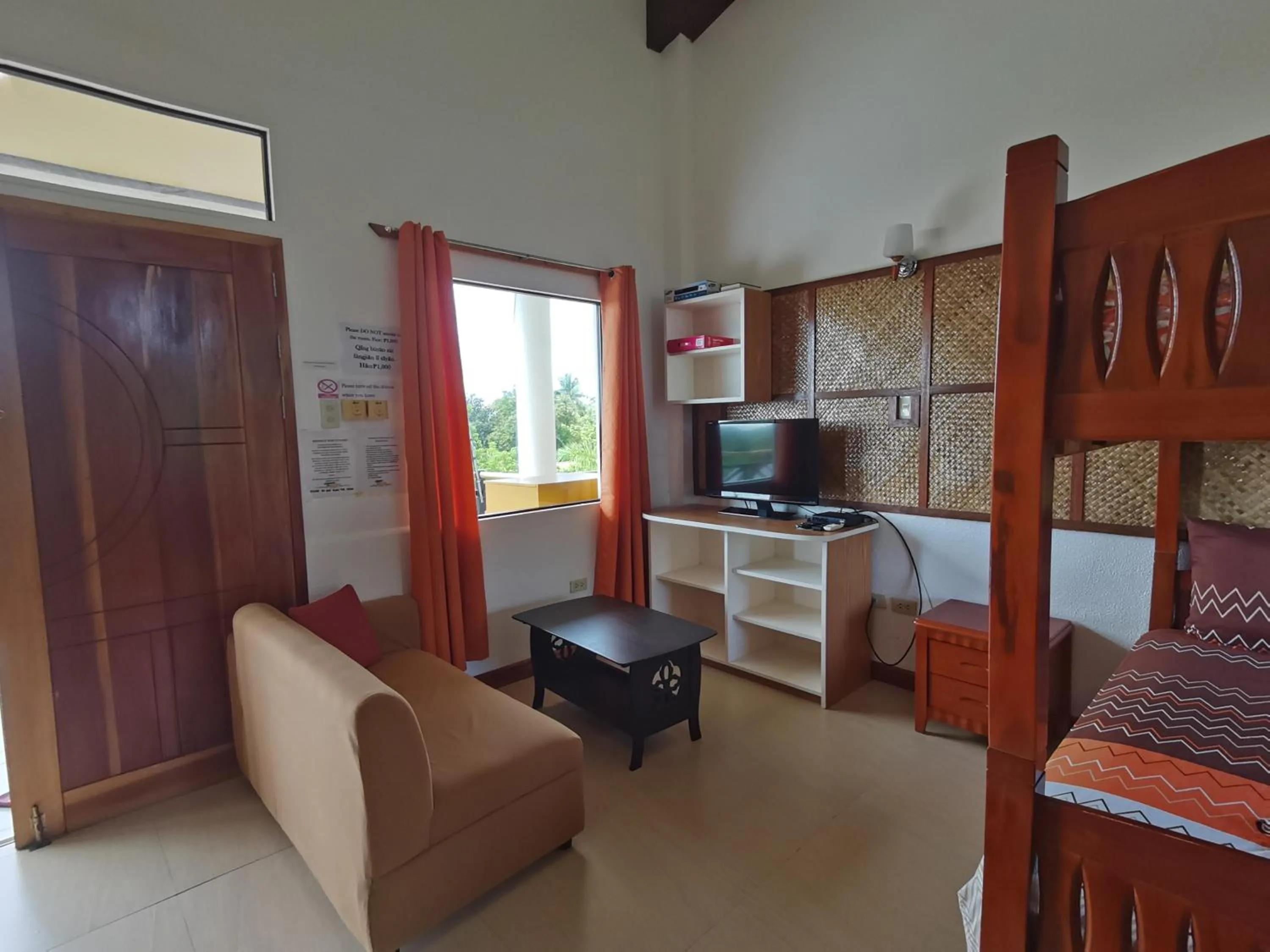 Living room in Nickles Park Resort