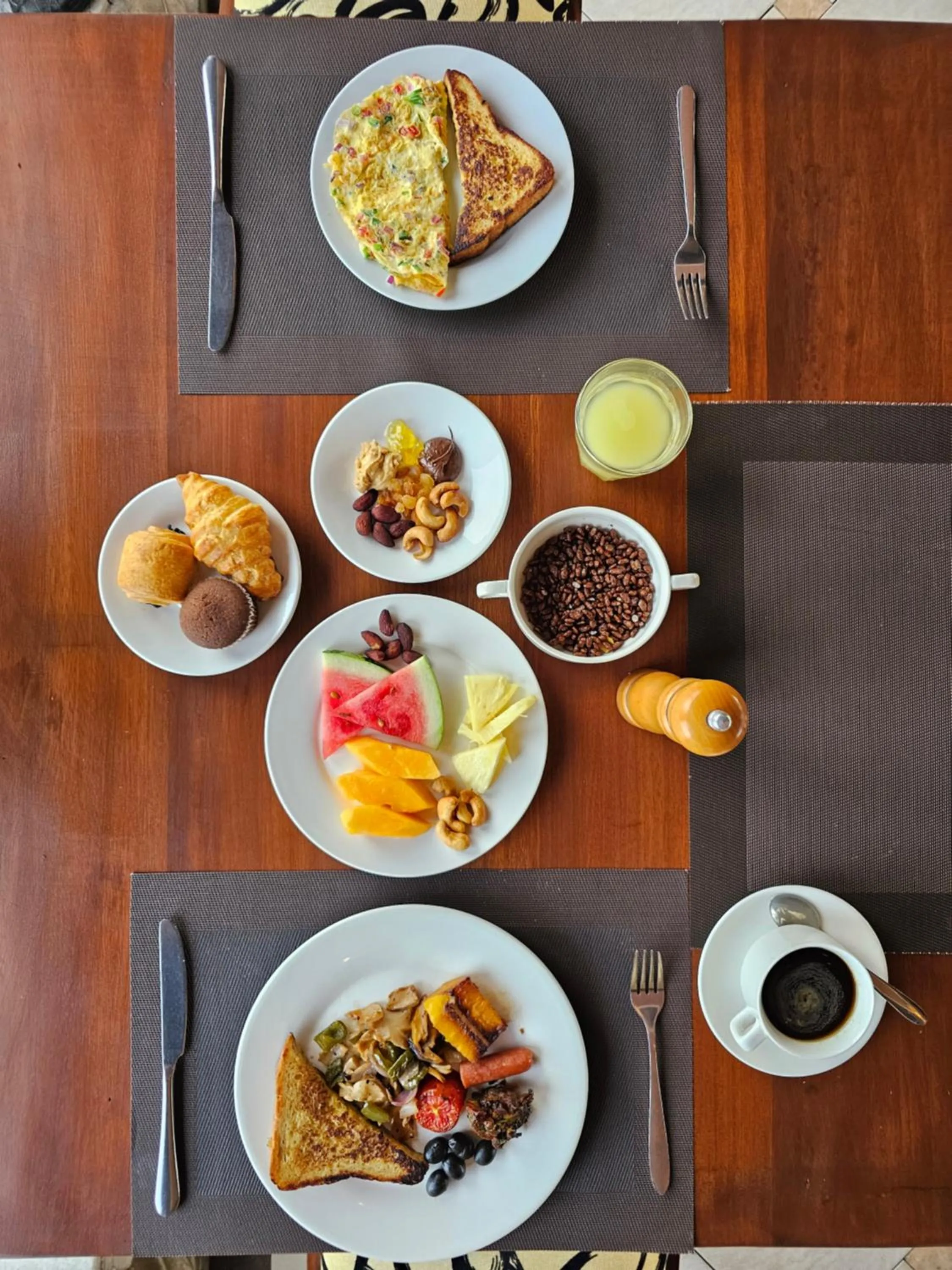 Breakfast in Golden Tulip Stone Town Boutique