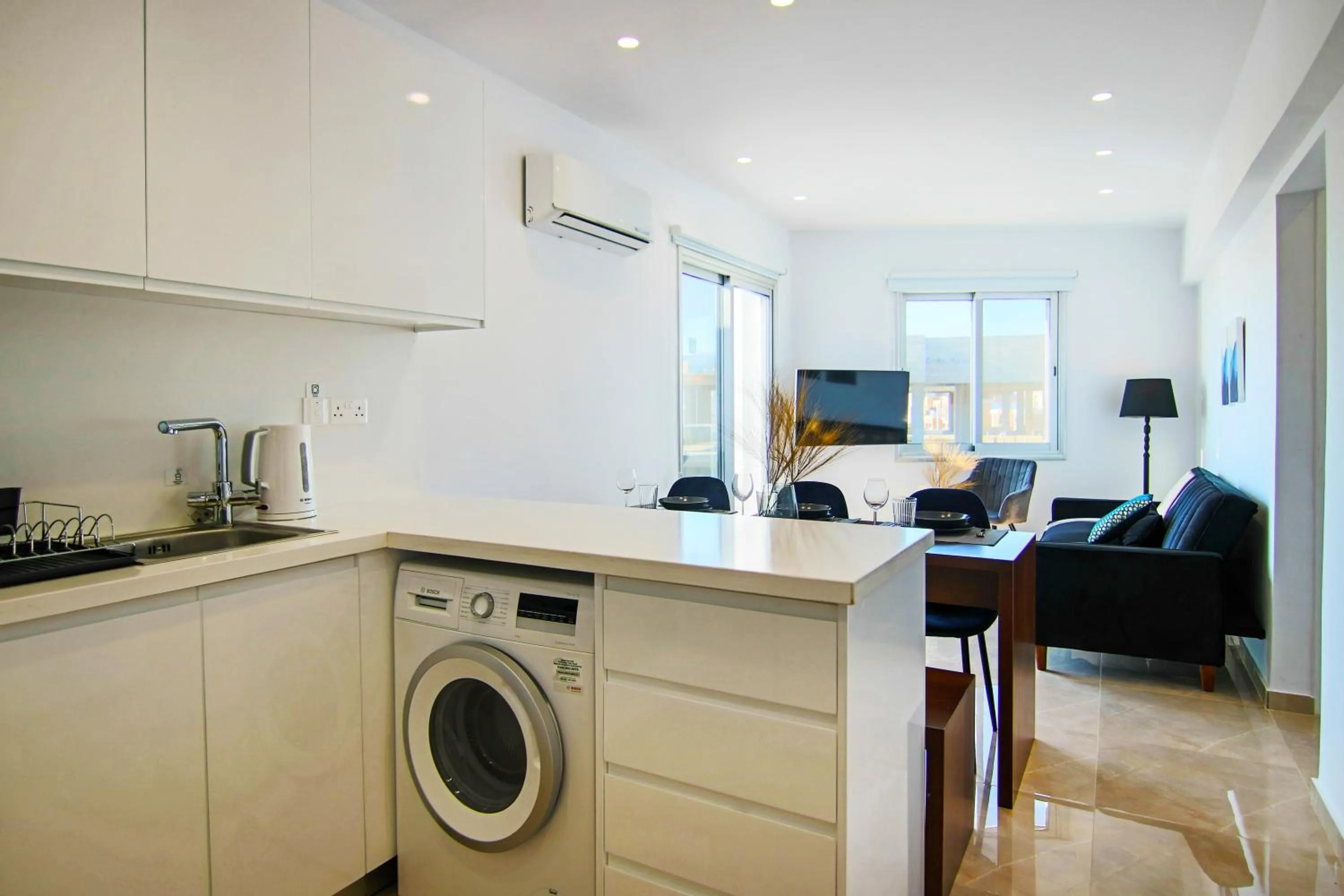 kitchen in Phaedrus Living Seaside Residence Lighthouse 70