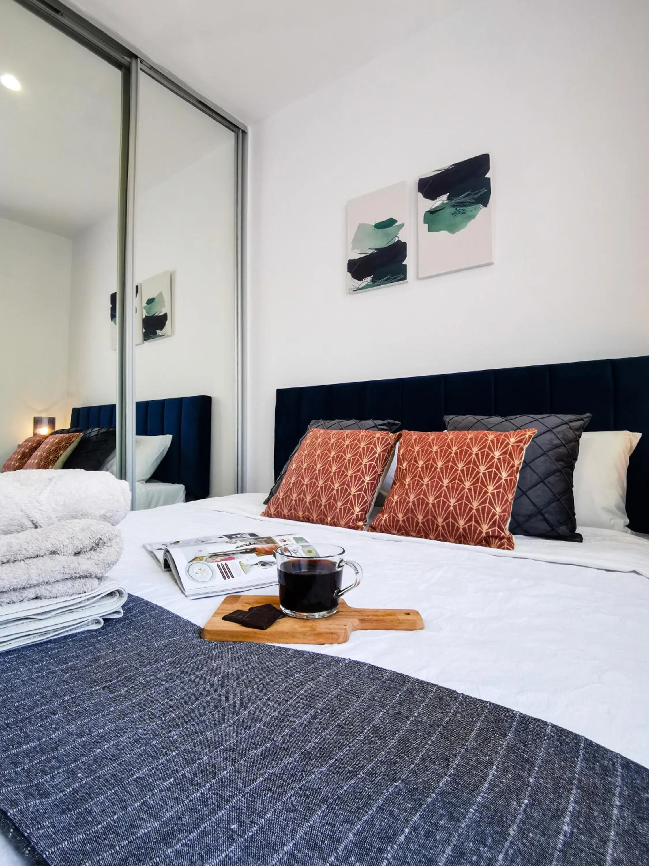 Bed in Phaedrus Living Seaside Residence Lighthouse 70