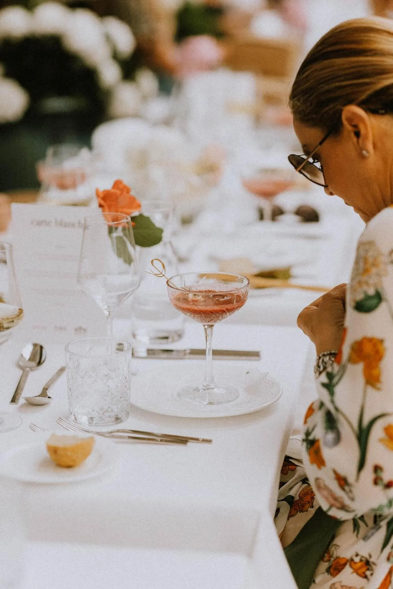 Restaurant/places to eat in Hotel Aurora