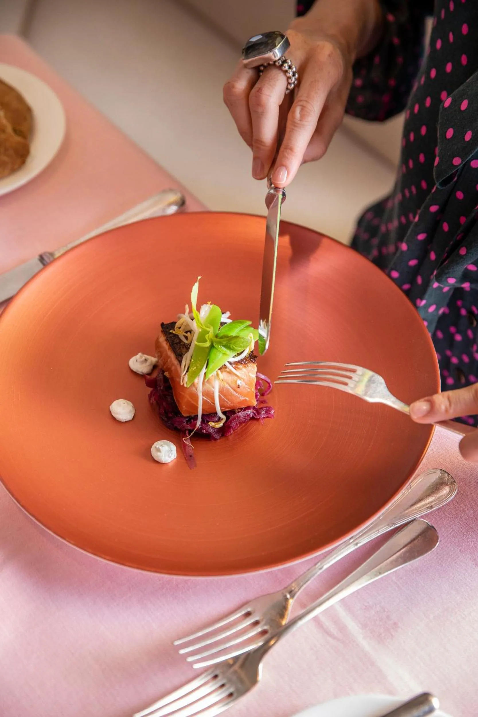 Restaurant/places to eat in Hotel Aurora