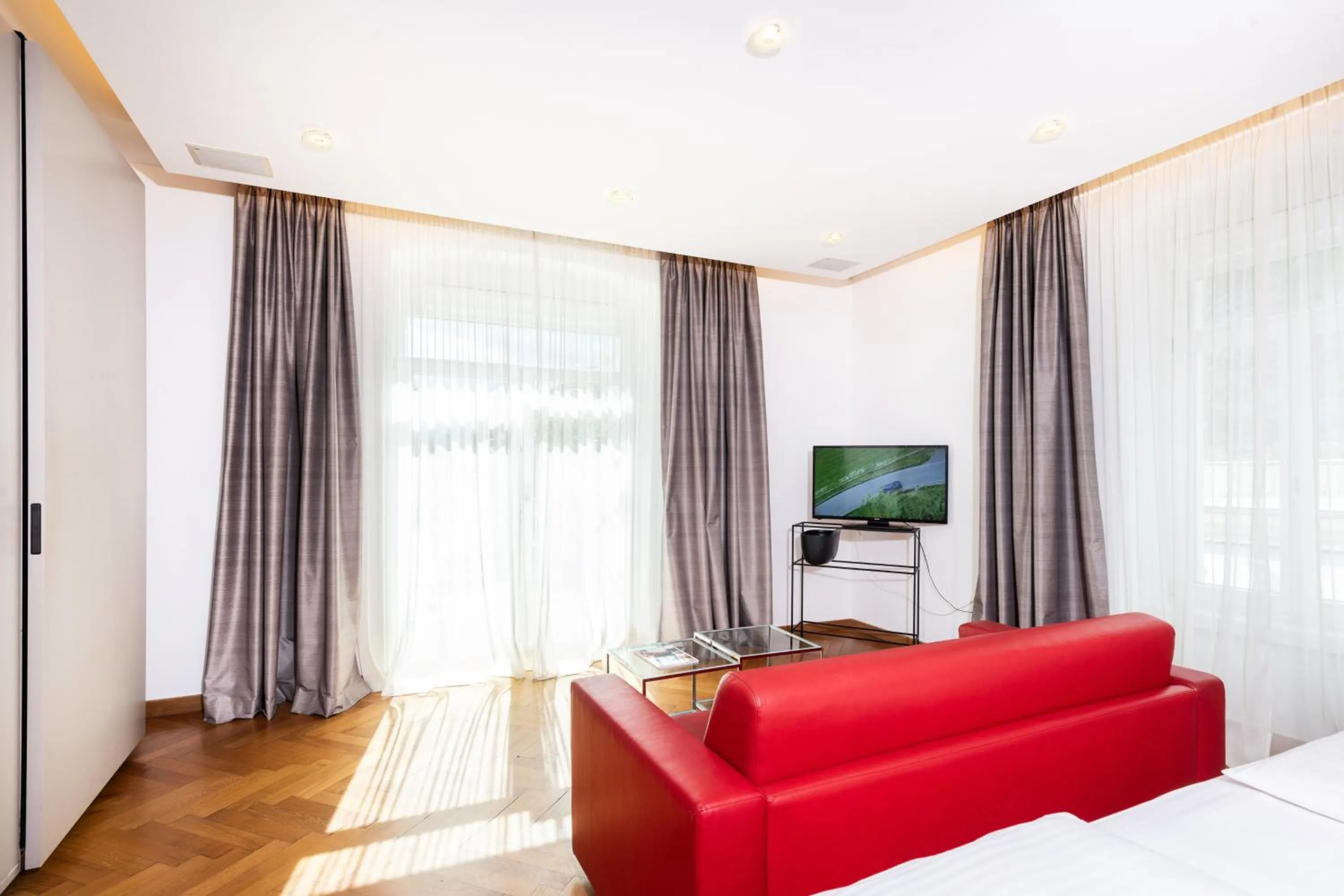 Bedroom, Bed in Hotel Aurora