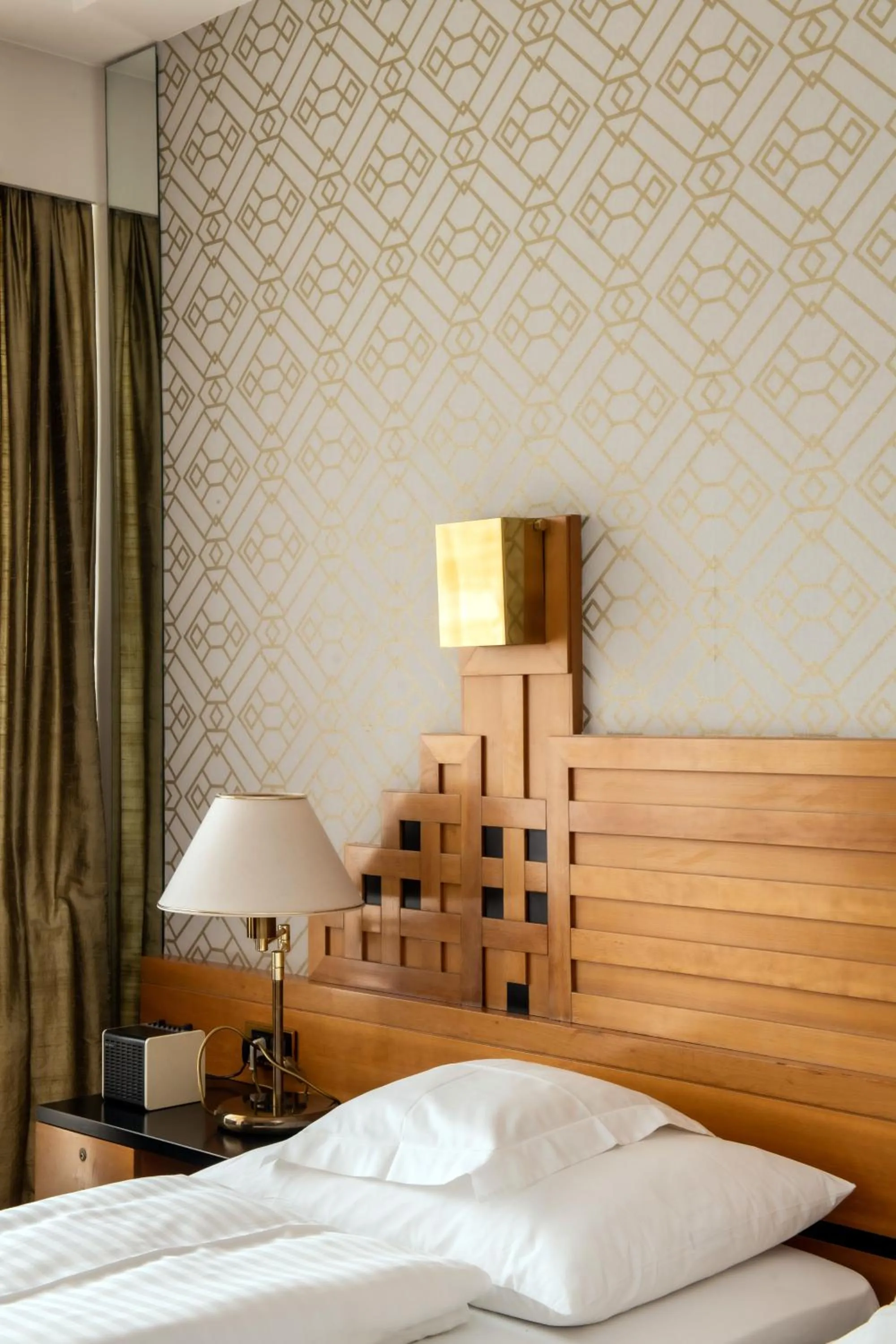 Bedroom, Bed in Hotel Aurora