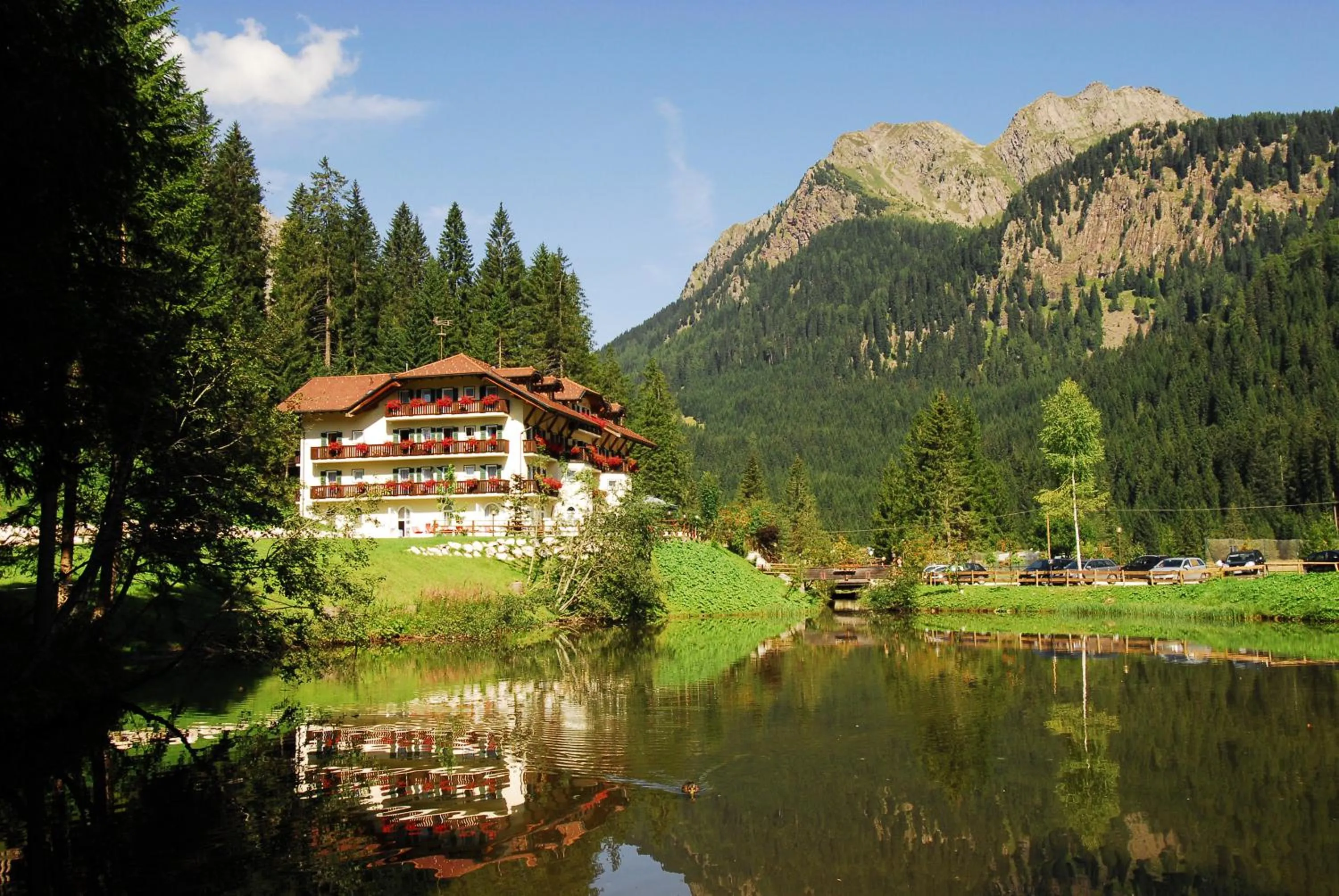 Facade/entrance in Hotel Plank