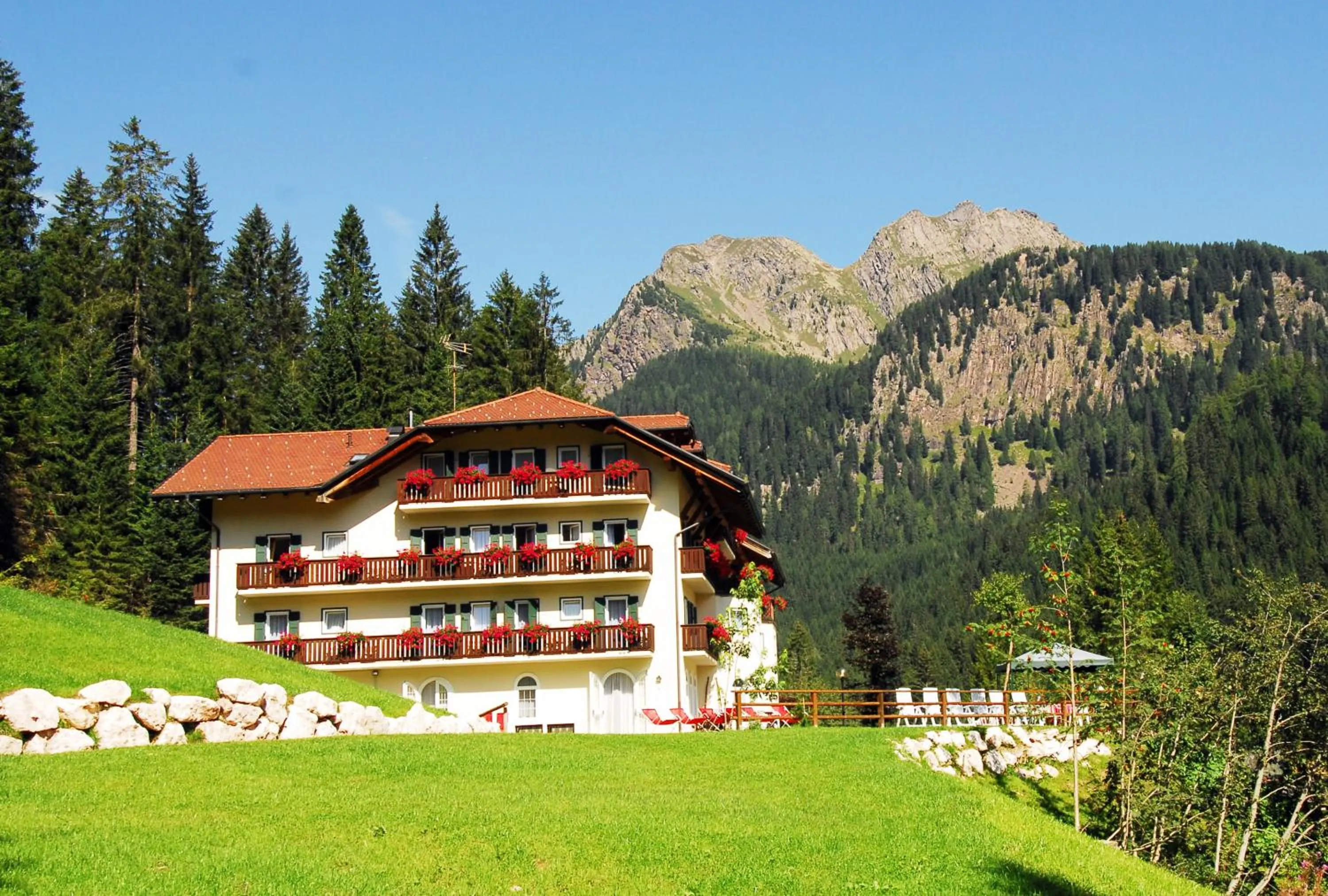 Facade/entrance in Hotel Plank