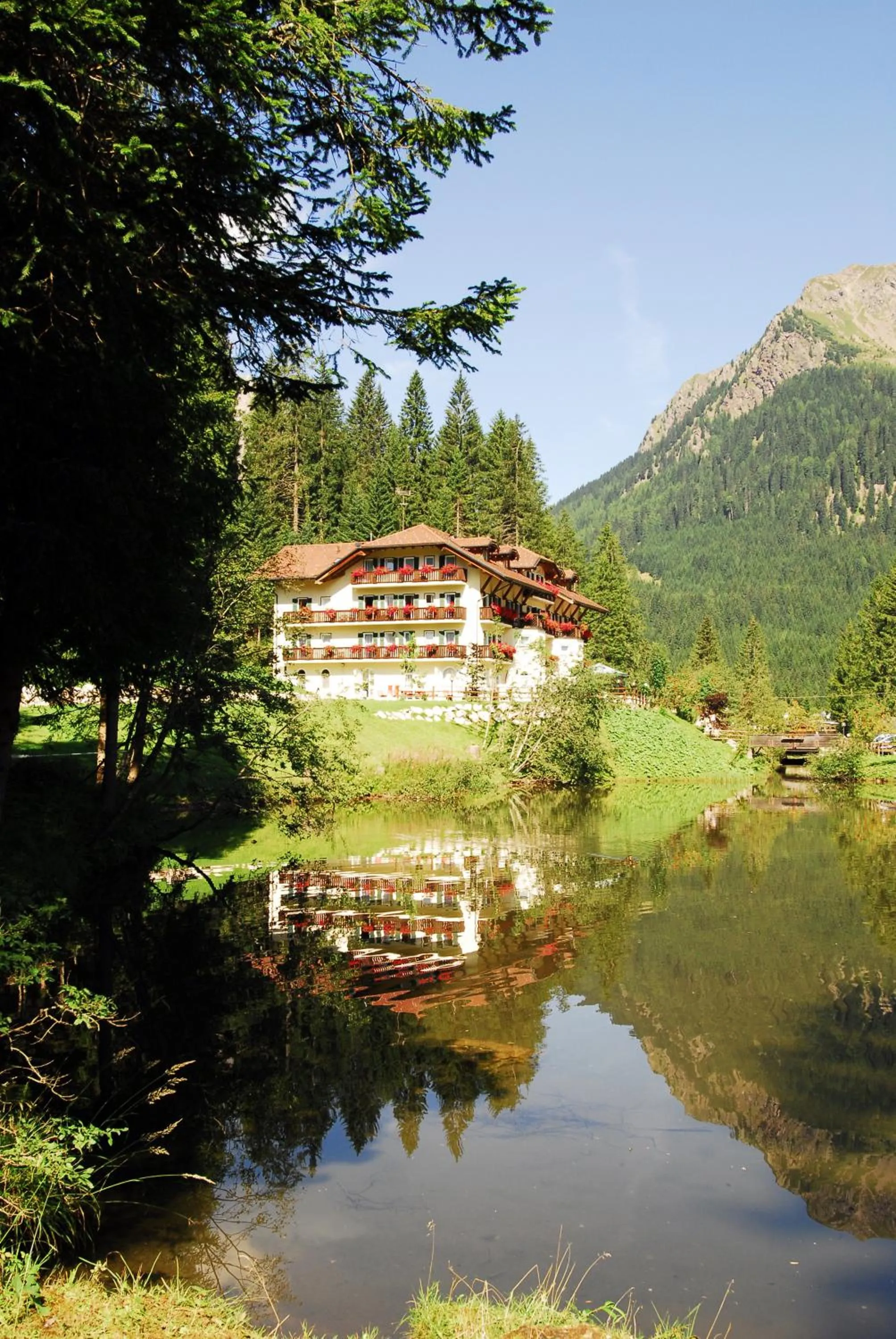Facade/entrance in Hotel Plank